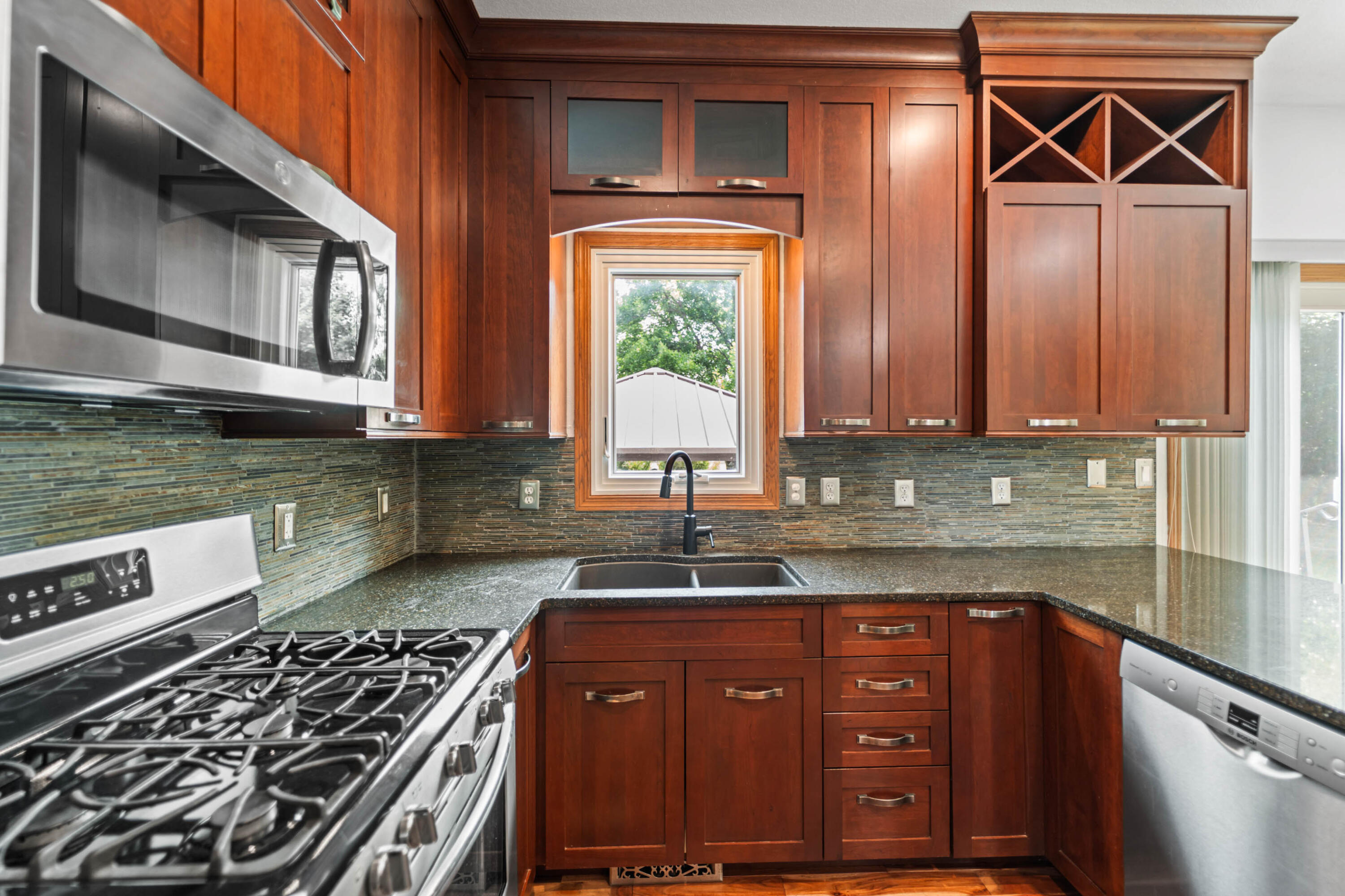 2904 Bayberry Road Property Photo 11