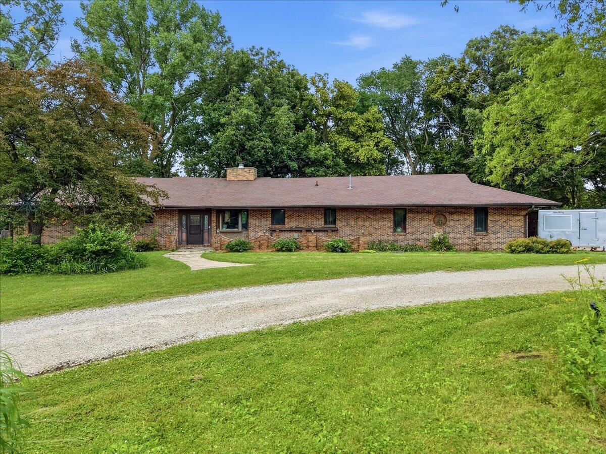 2480 Inkpaduta Avenue Property Photo 1
