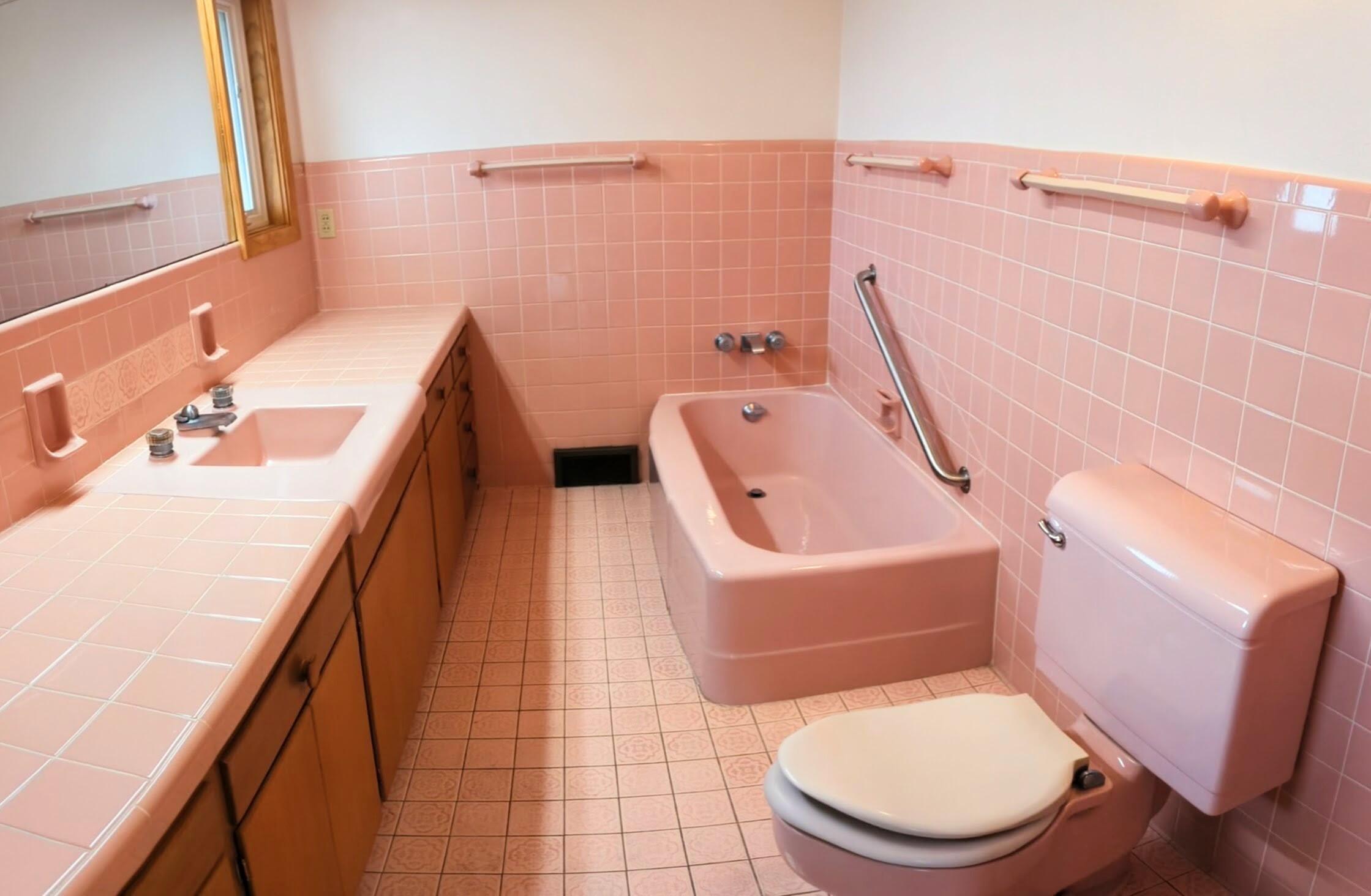 2250 70th Street Property Photo 15