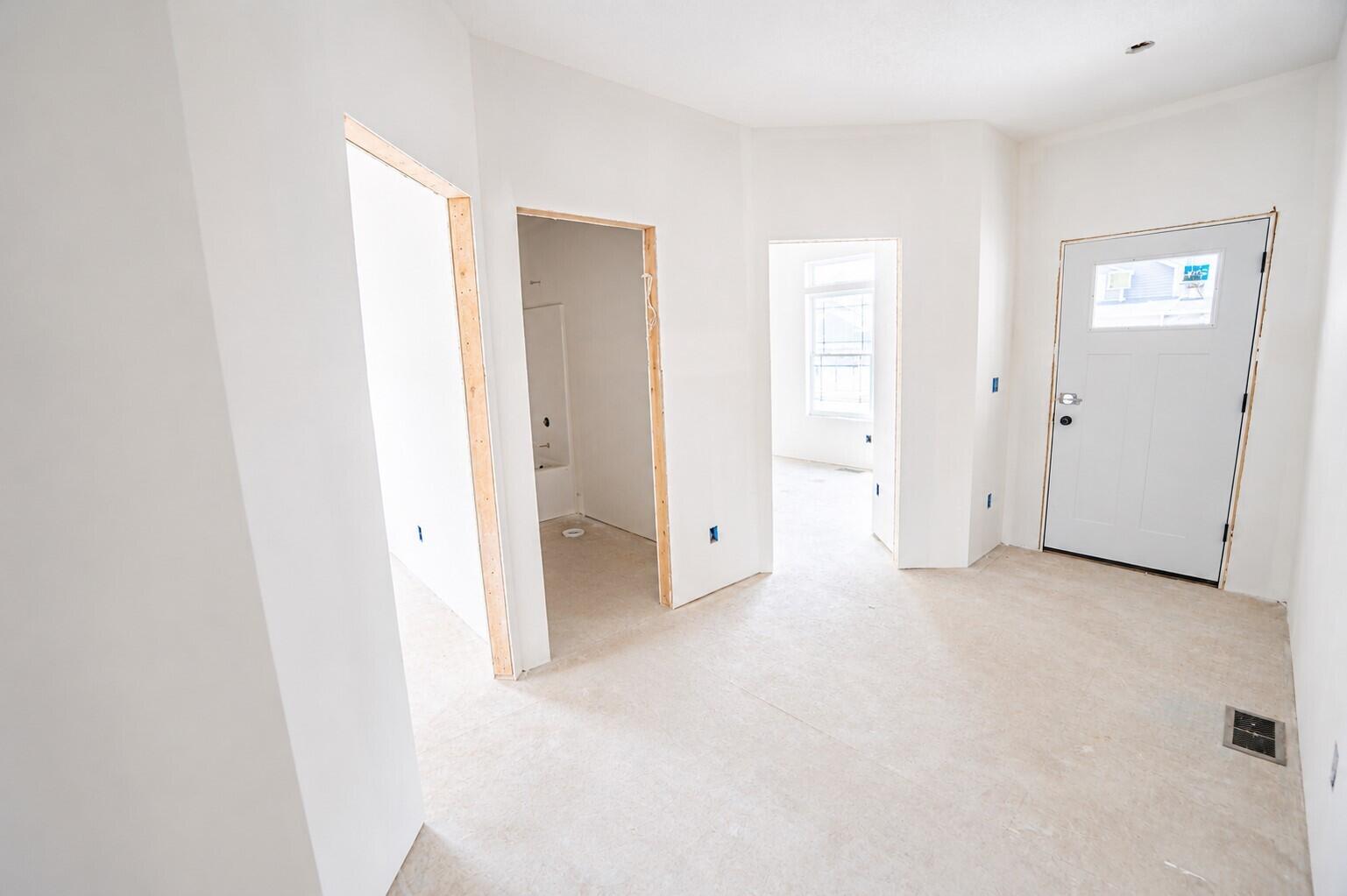154 Crossroads Drive Property Photo 4
