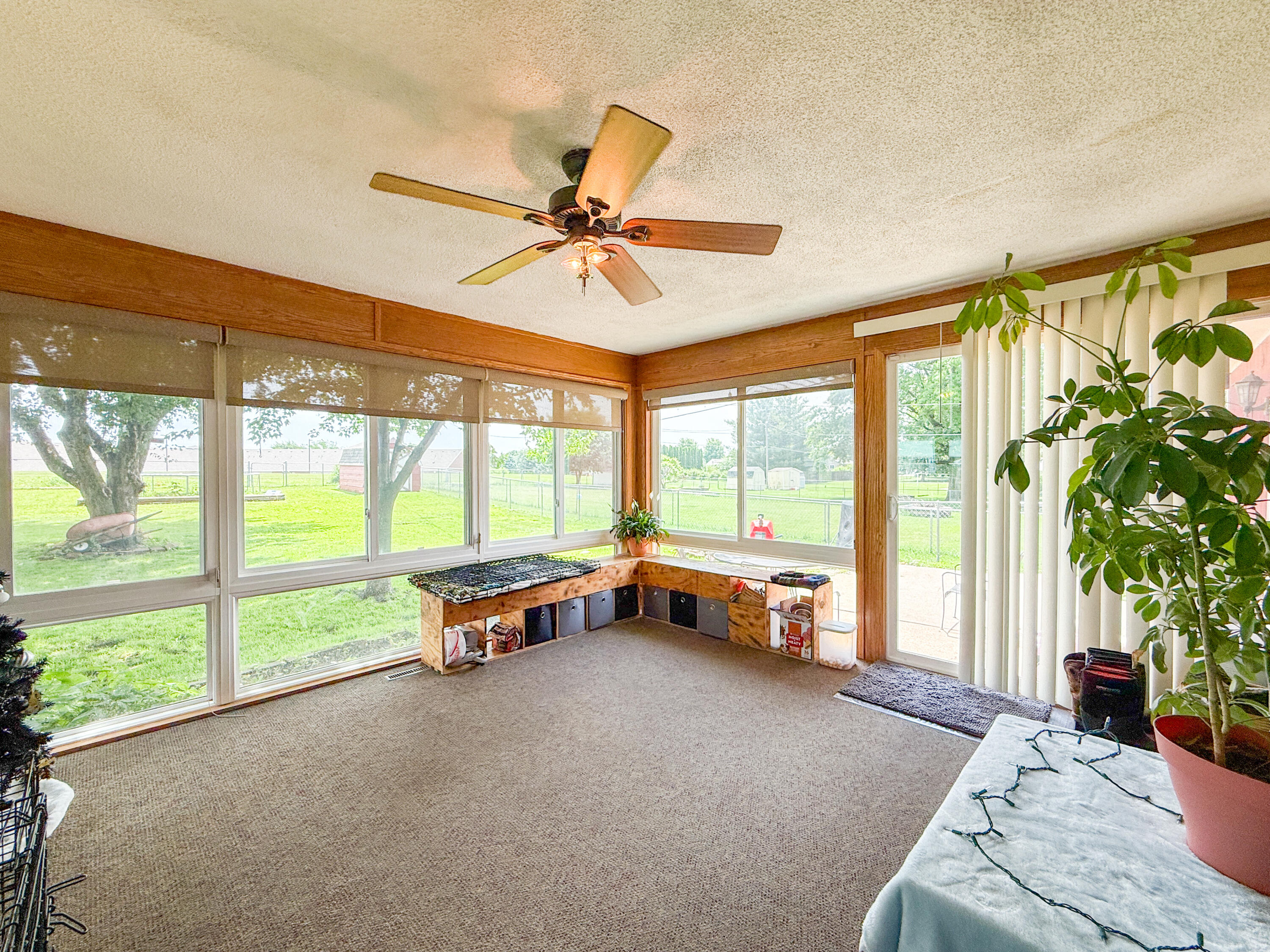 2006 Linn Street Property Photo 8