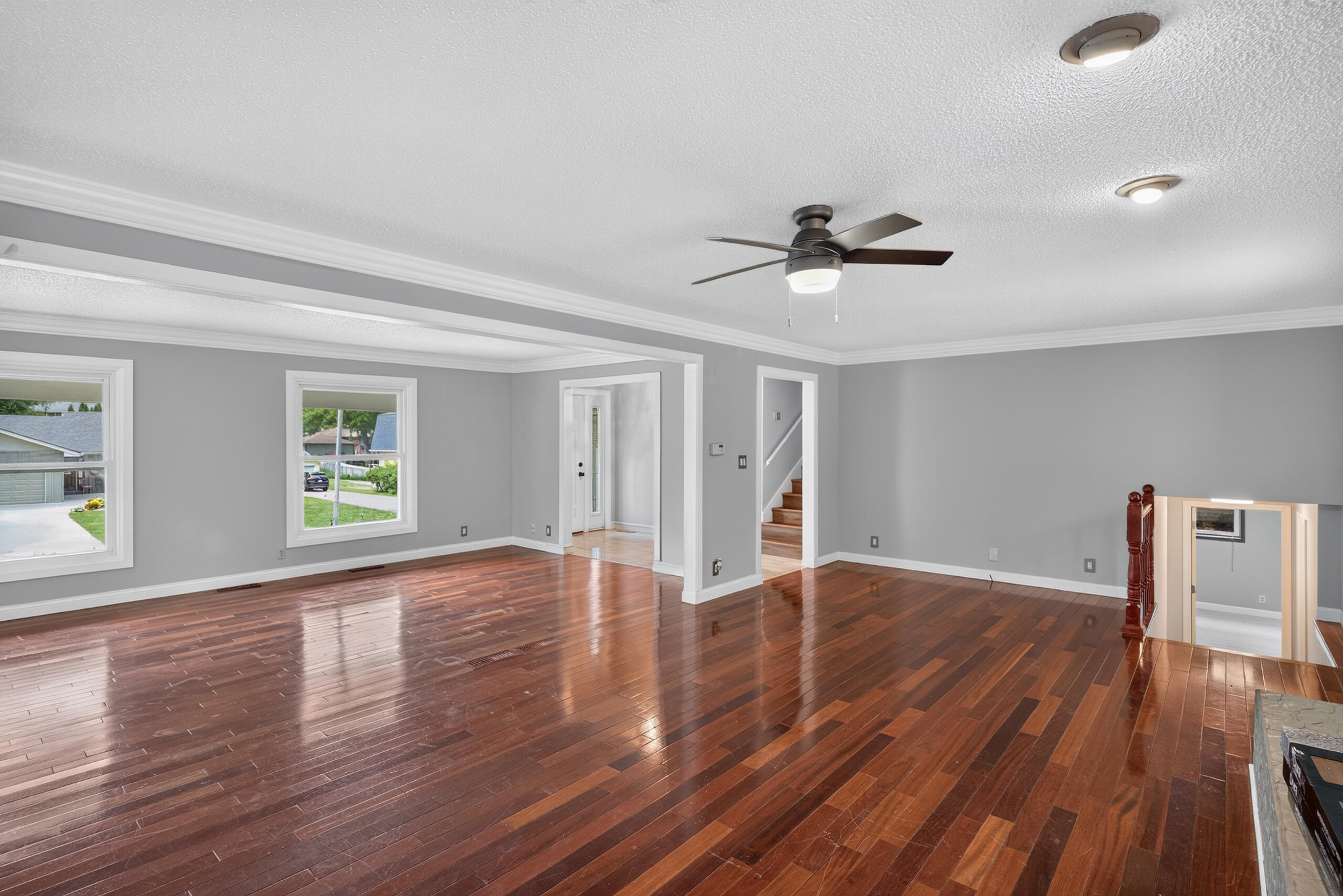 6717 Northwest Drive Property Photo 9