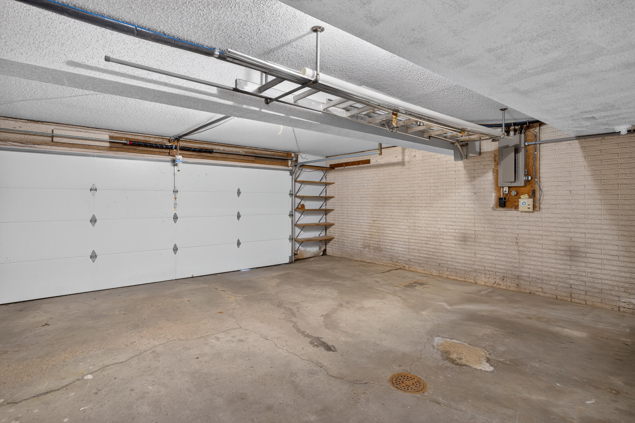 6717 Northwest Drive Property Photo 21