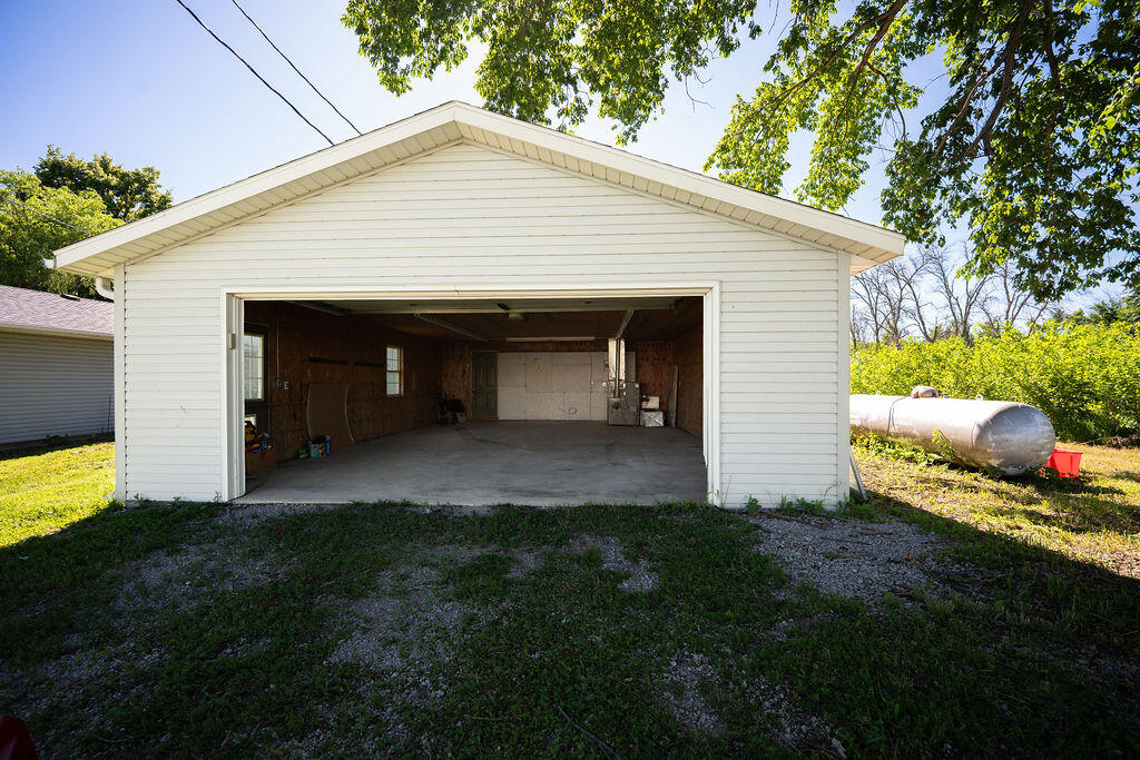 1448 Queen Avenue Property Photo 4