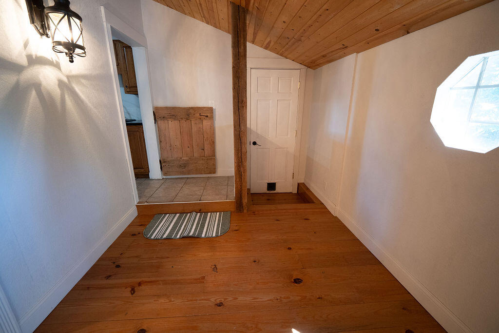 1448 Queen Avenue Property Photo 10