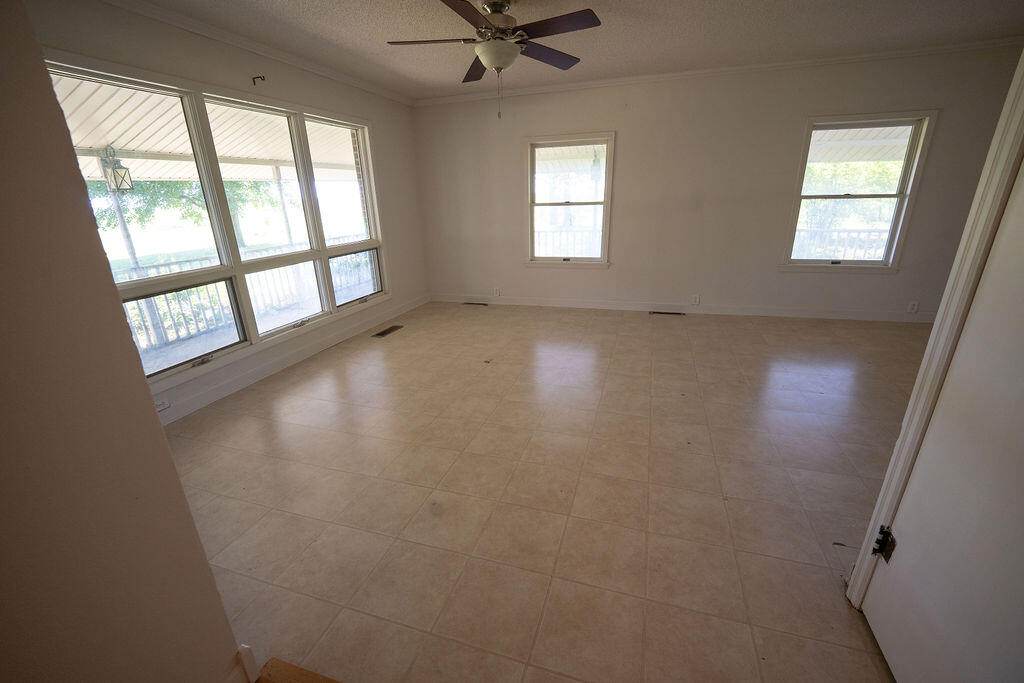 1448 Queen Avenue Property Photo 15