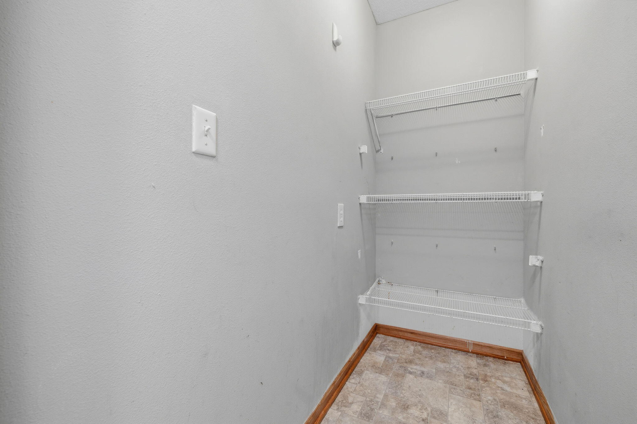 5113 Ne Ledgestone Court Property Photo 12