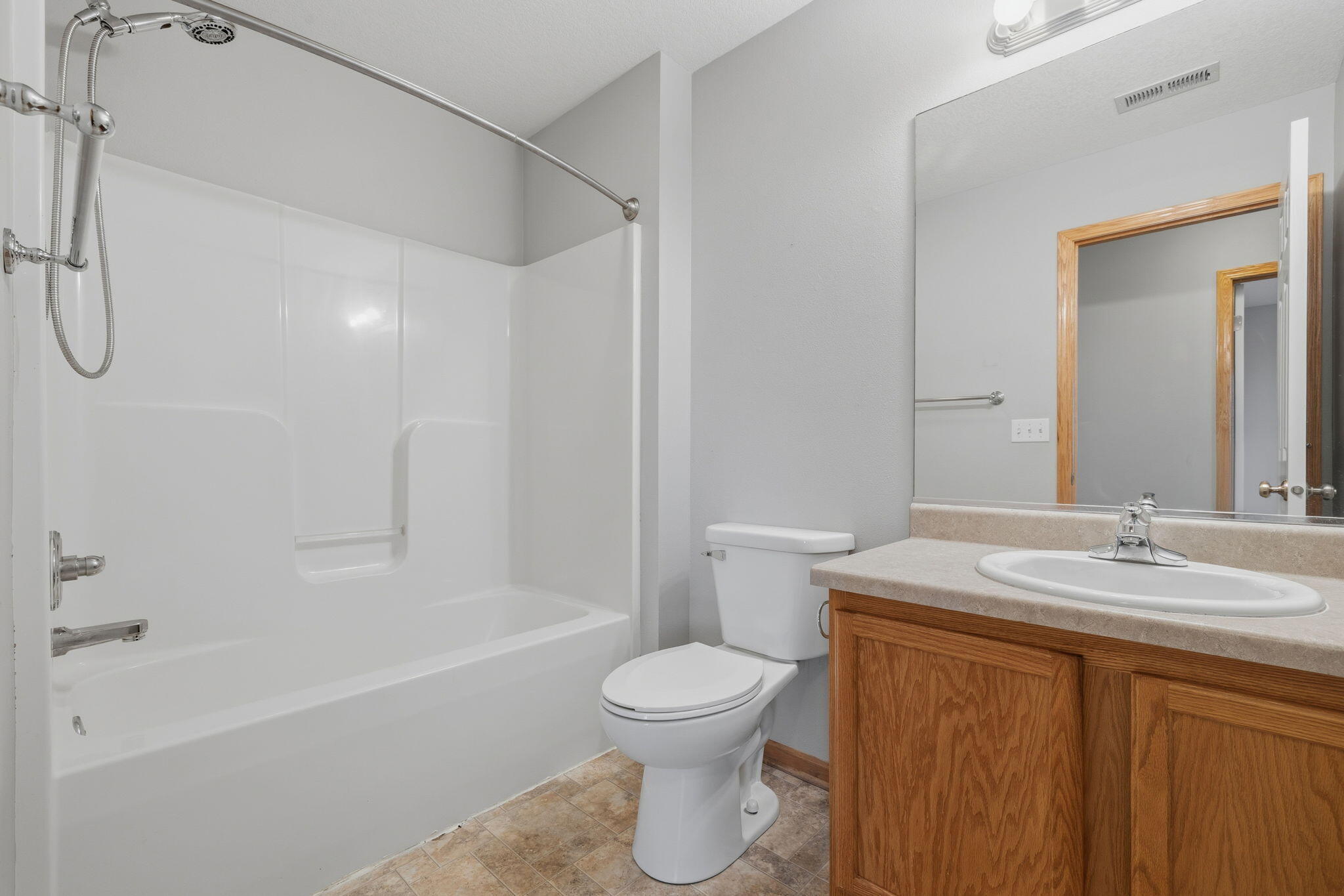 5113 Ne Ledgestone Court Property Photo 20