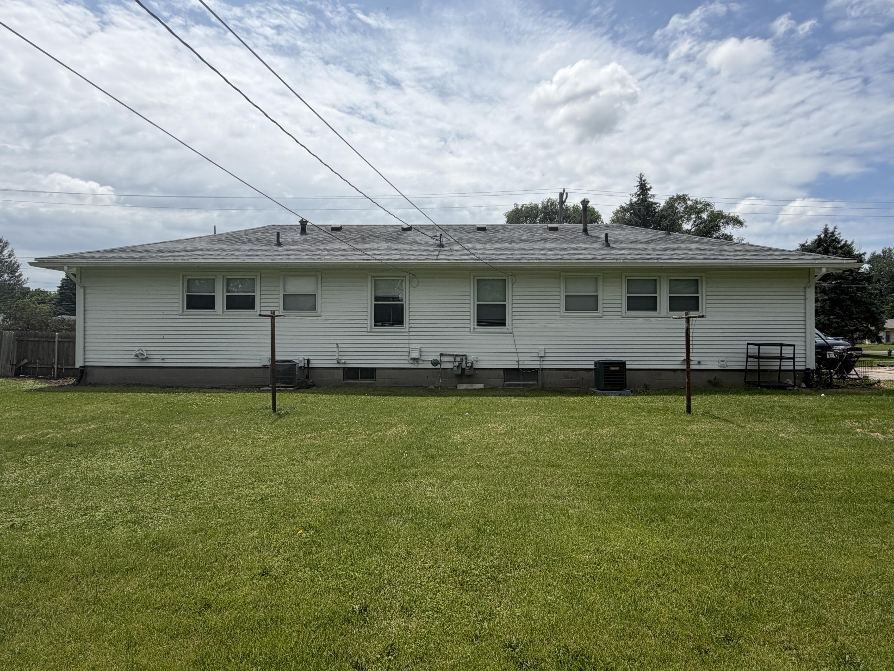 3523/3525 Tripp Street Property Photo 5