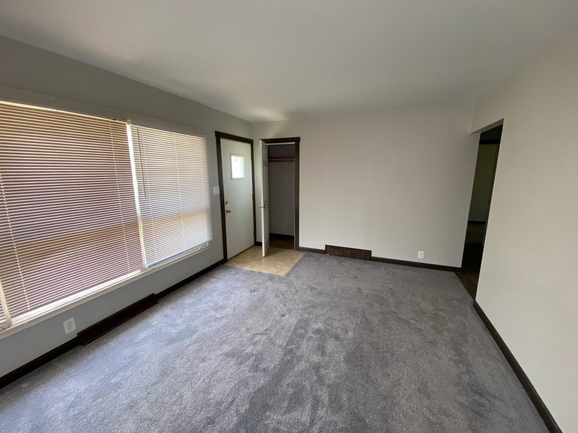 3523/3525 Tripp Street Property Photo 12