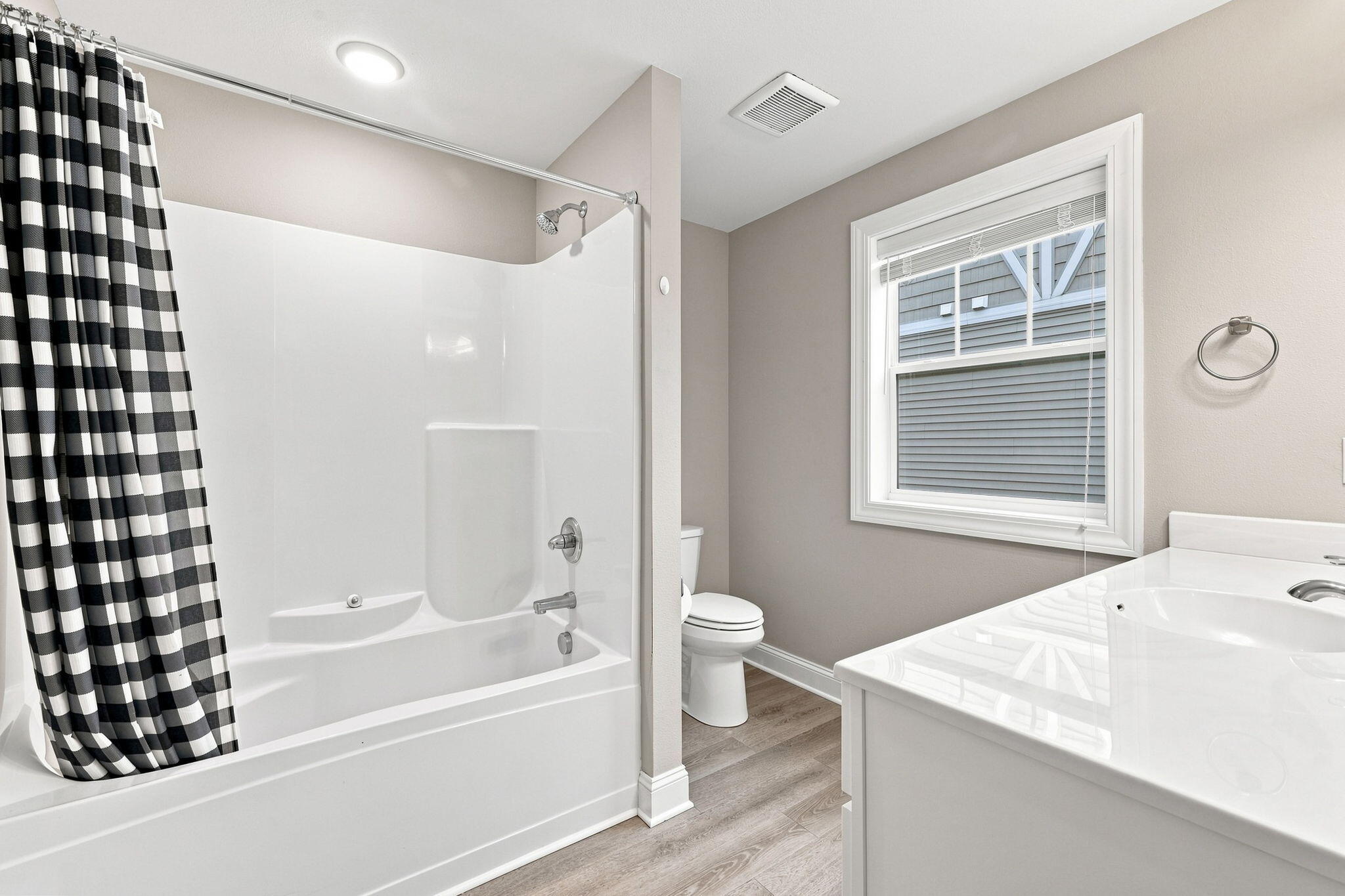 139 Wilder Place Property Photo 18