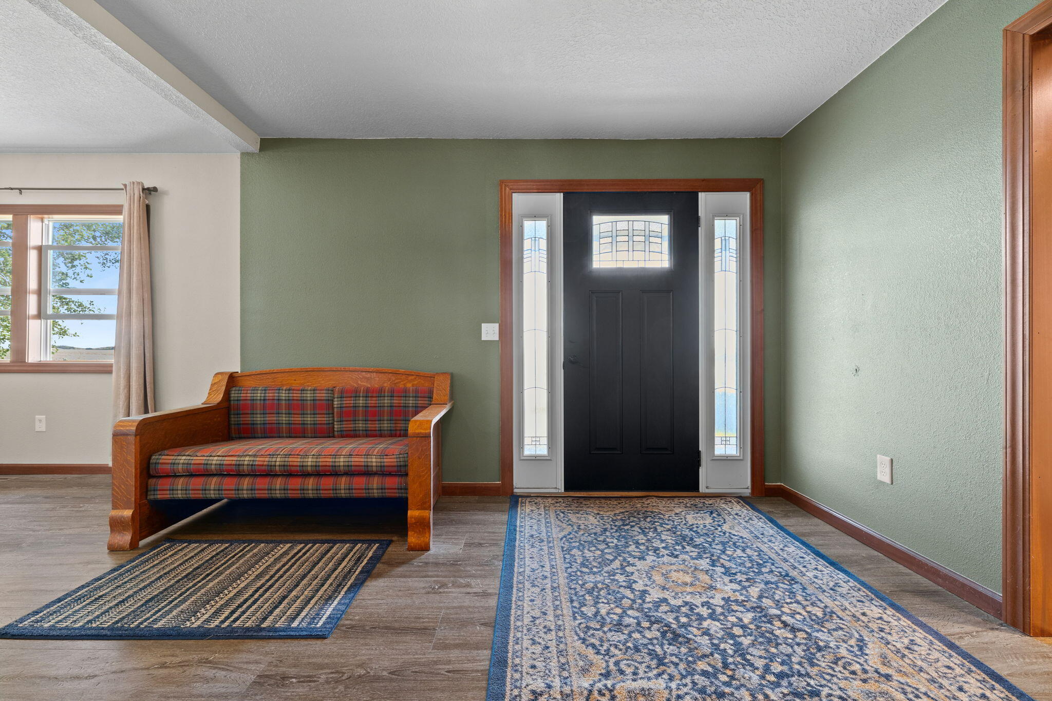 2435 Saratoga Avenue Property Photo 11