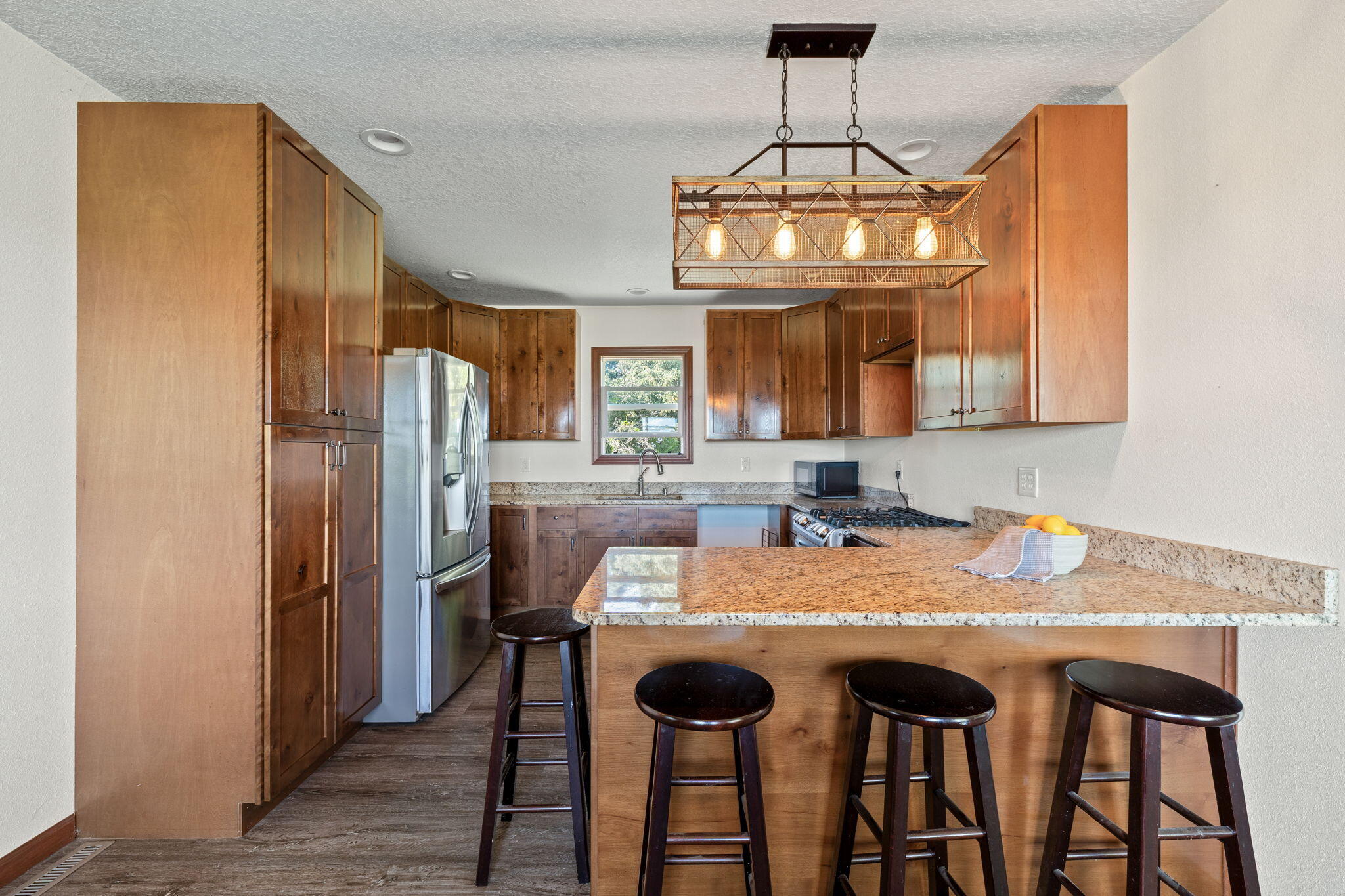 2435 Saratoga Avenue Property Photo 15