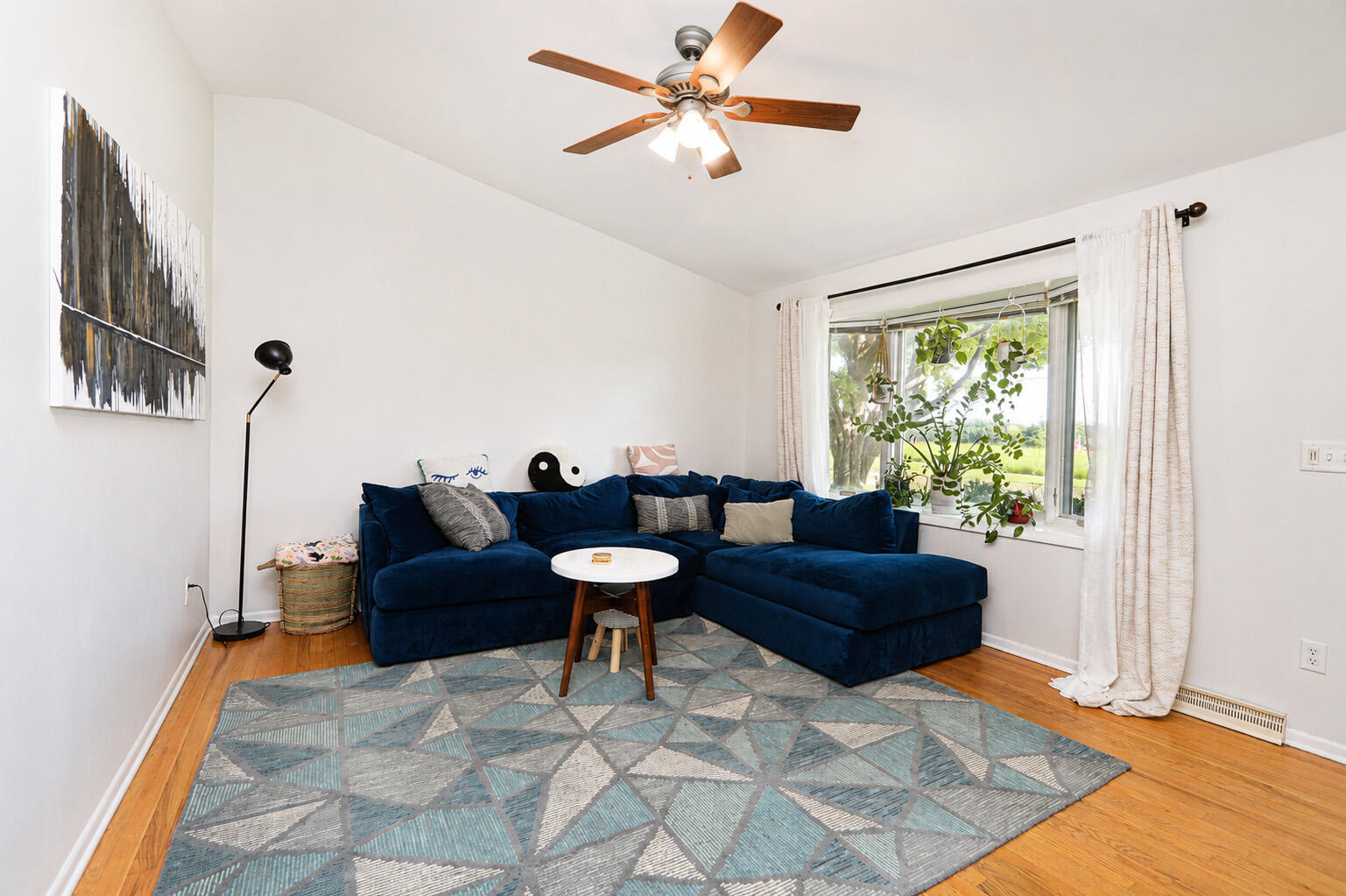 3412 Ontario Street Property Photo 3