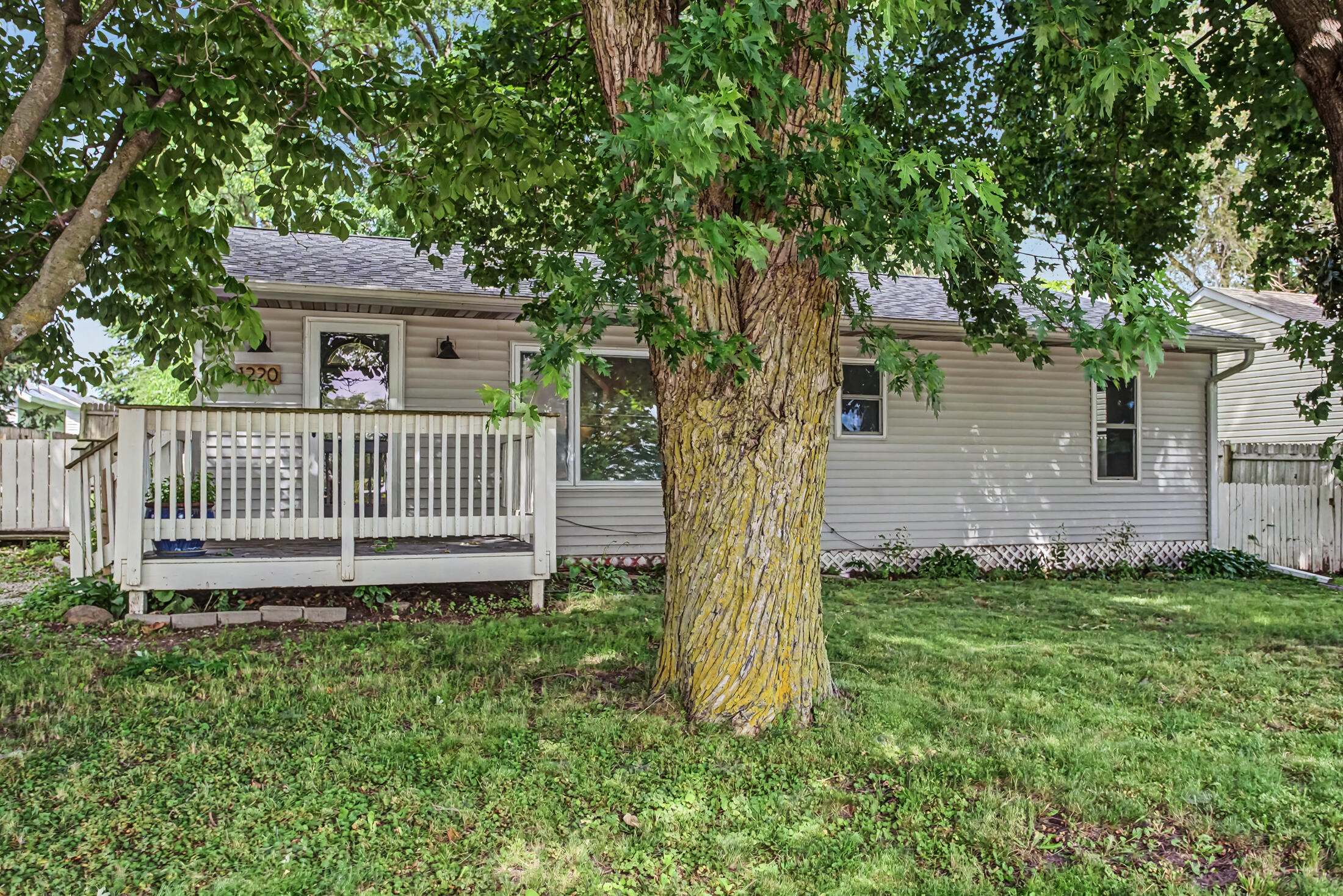 1220 15th Street Property Photo 1