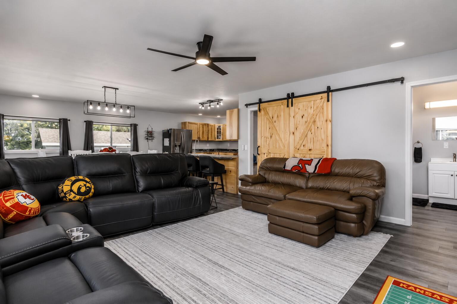204 E Mckinley Street Property Photo 12