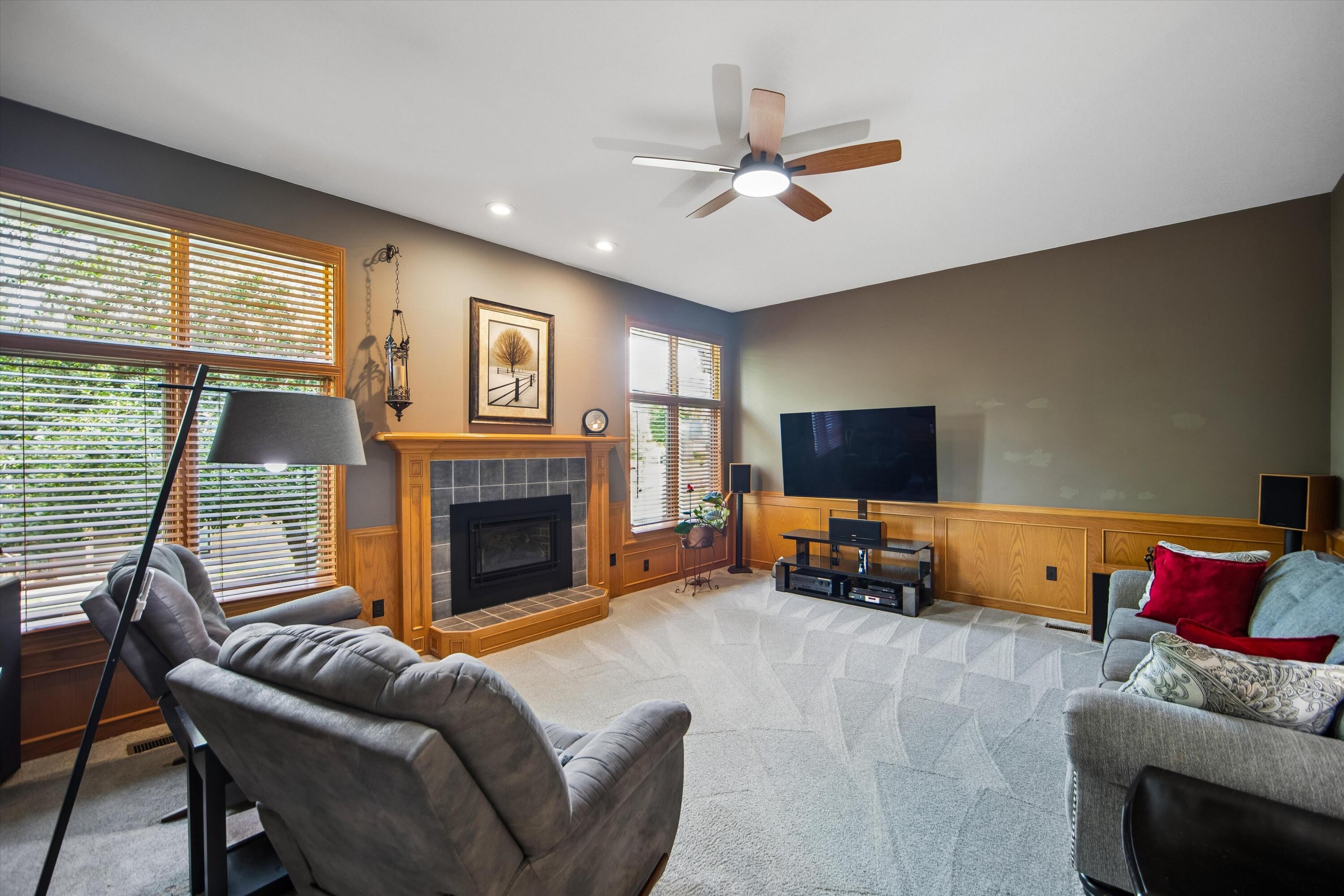 1405 Ne Trilein Drive Property Photo 11