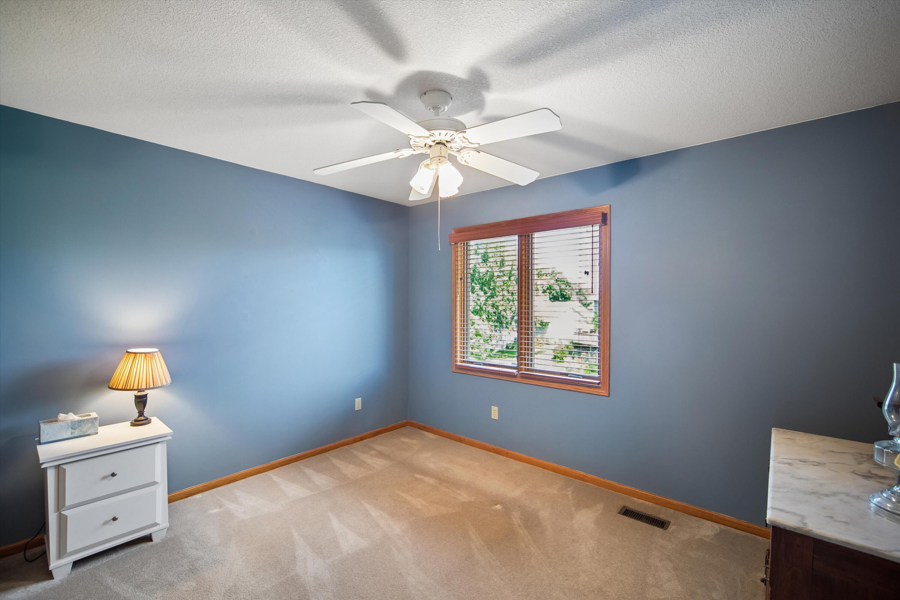 1405 Ne Trilein Drive Property Photo 24