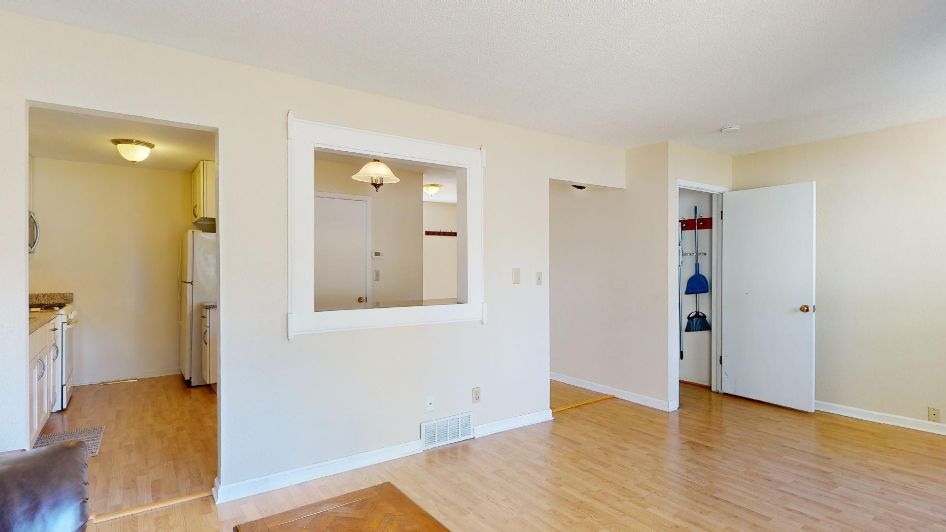 721 Meadow Place Property Photo 7