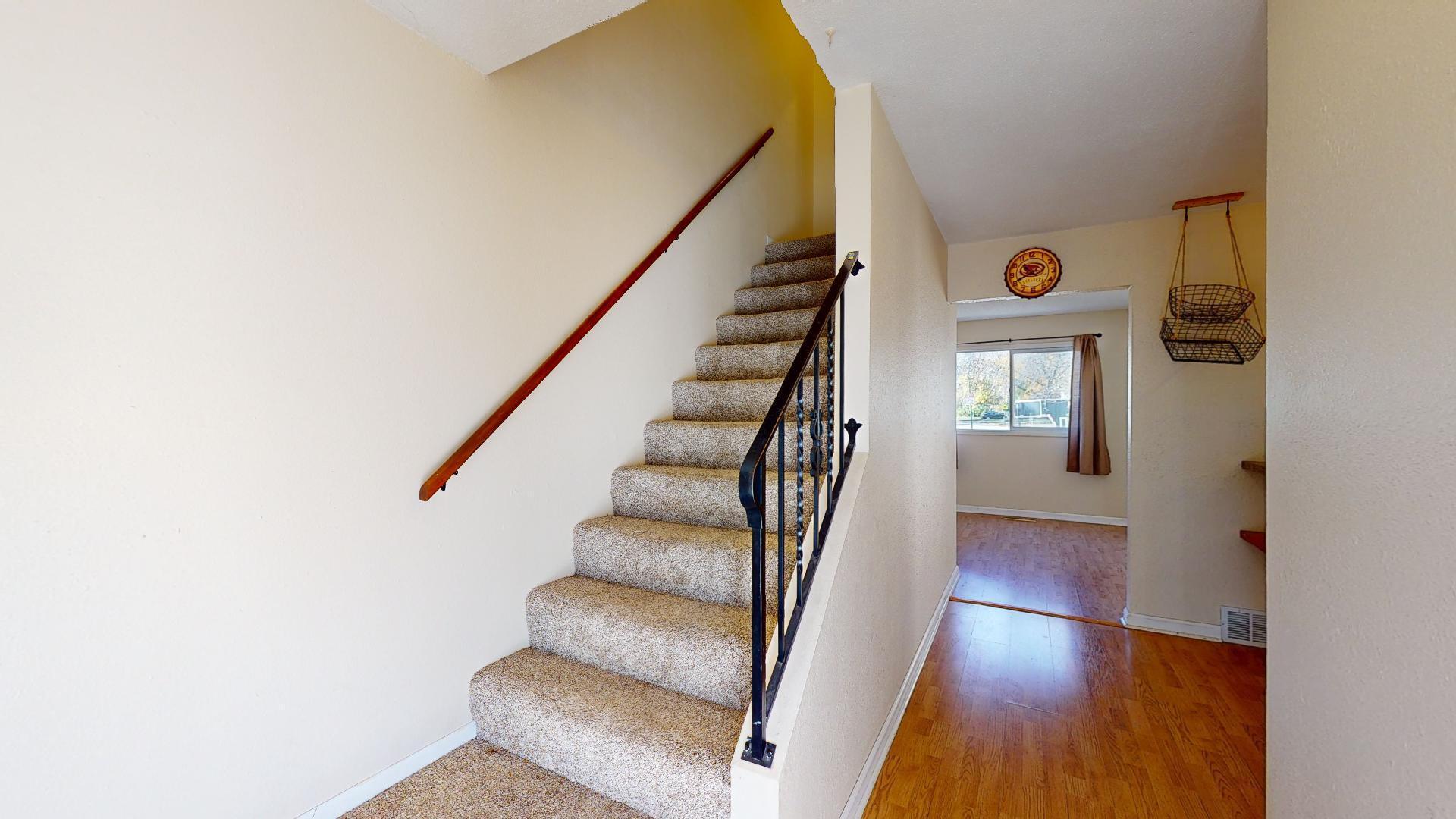 721 Meadow Place Property Photo 8
