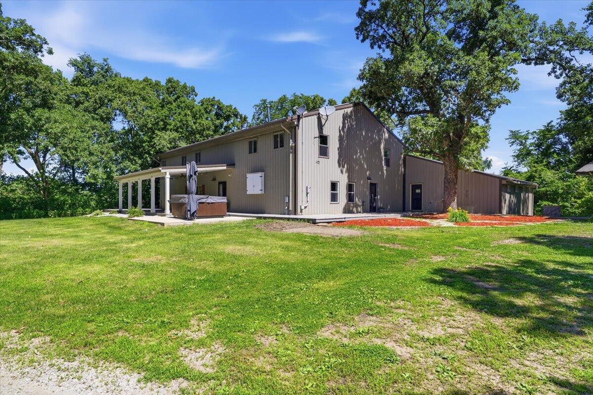 16032 Pleasant Valley Drive Property Photo 1