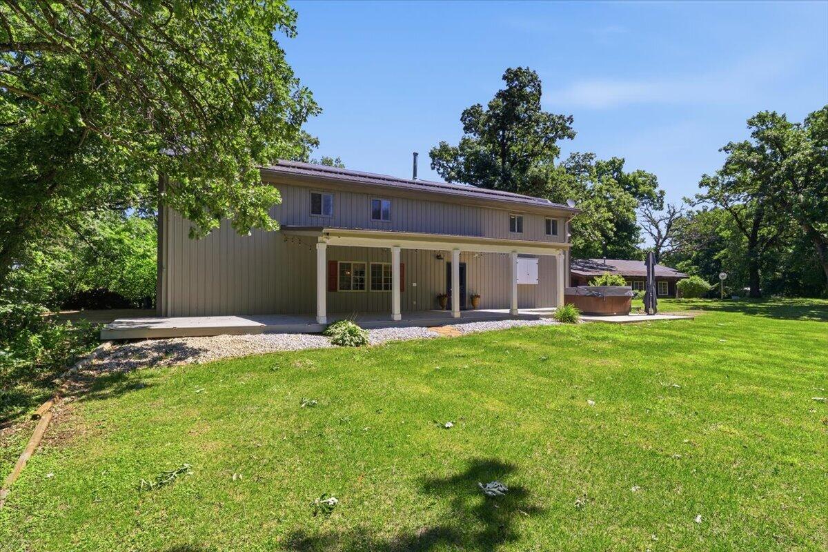 16032 Pleasant Valley Road Property Photo 2