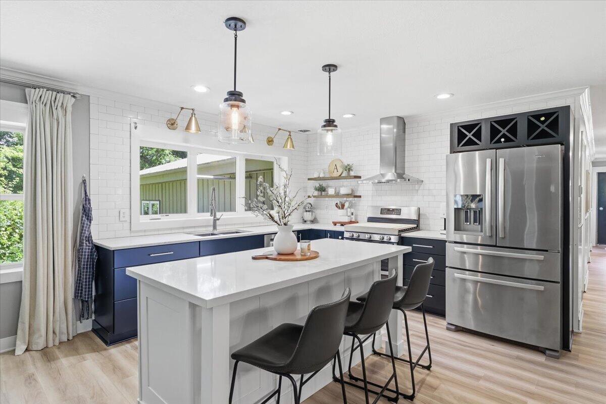 16032 Pleasant Valley Road Property Photo 8