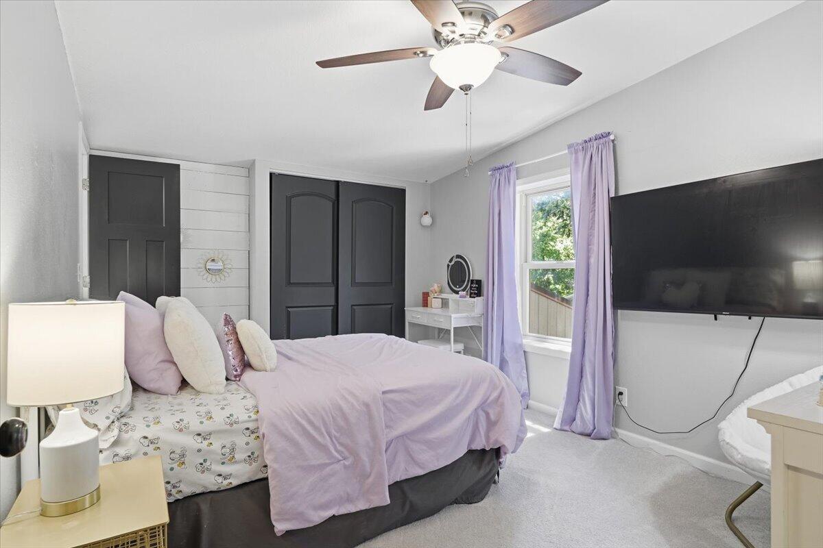 16032 Pleasant Valley Road Property Photo 28
