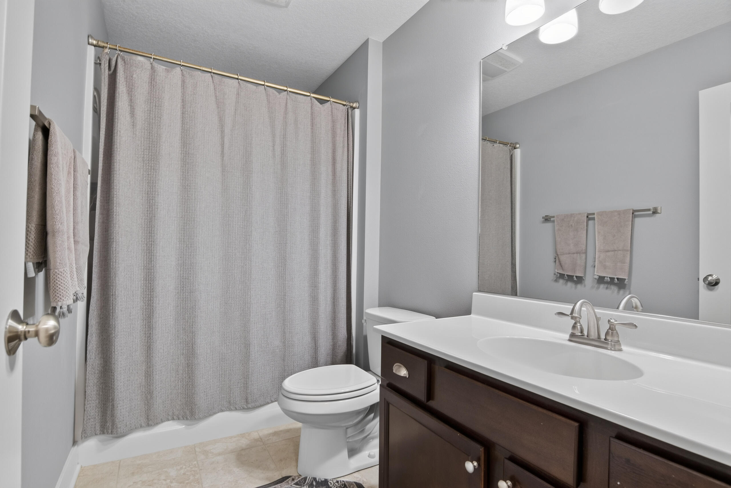 2706 Kingston Drive Property Photo 12