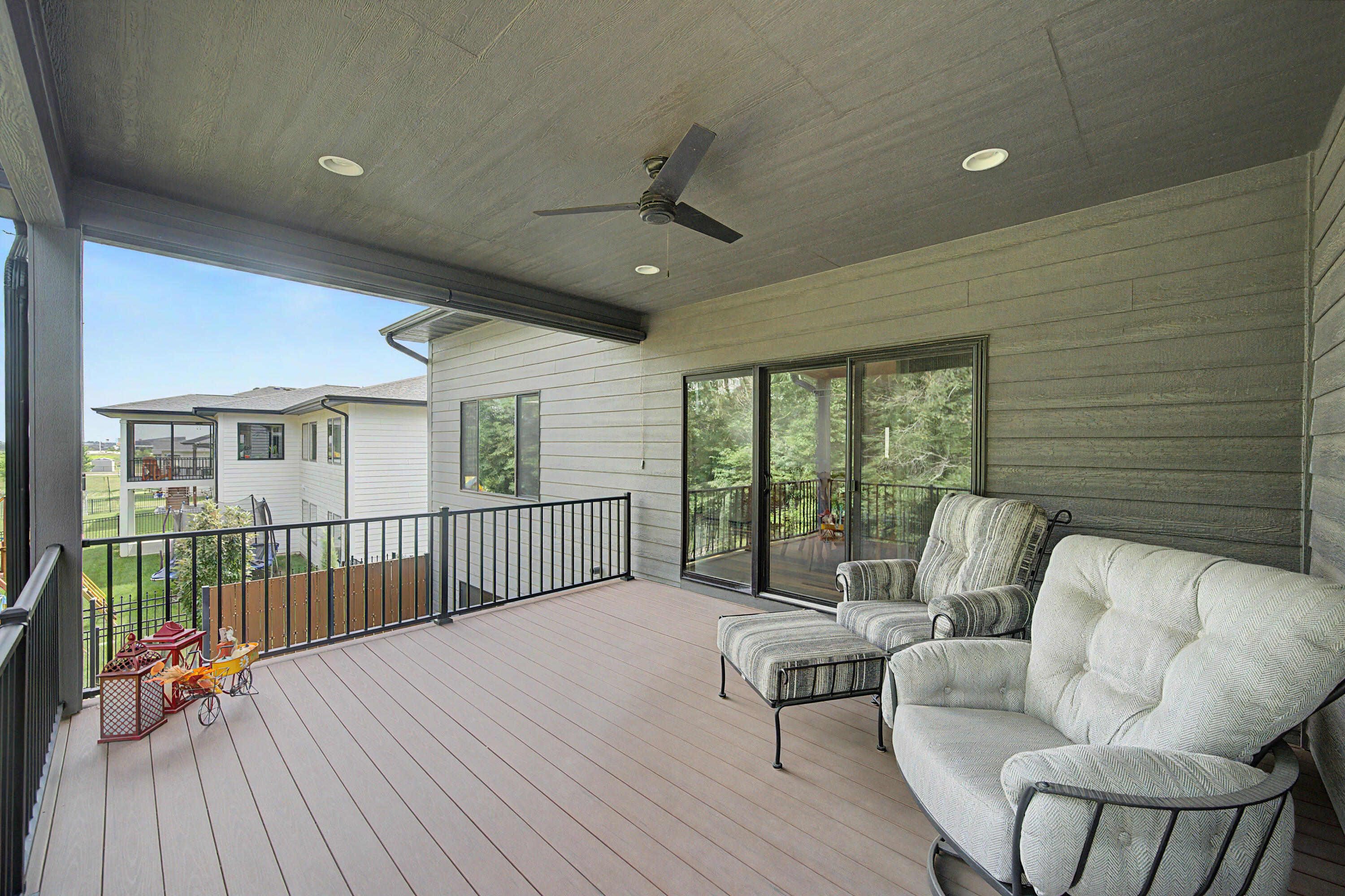 2205 Ne Heritage Drive Property Photo 7