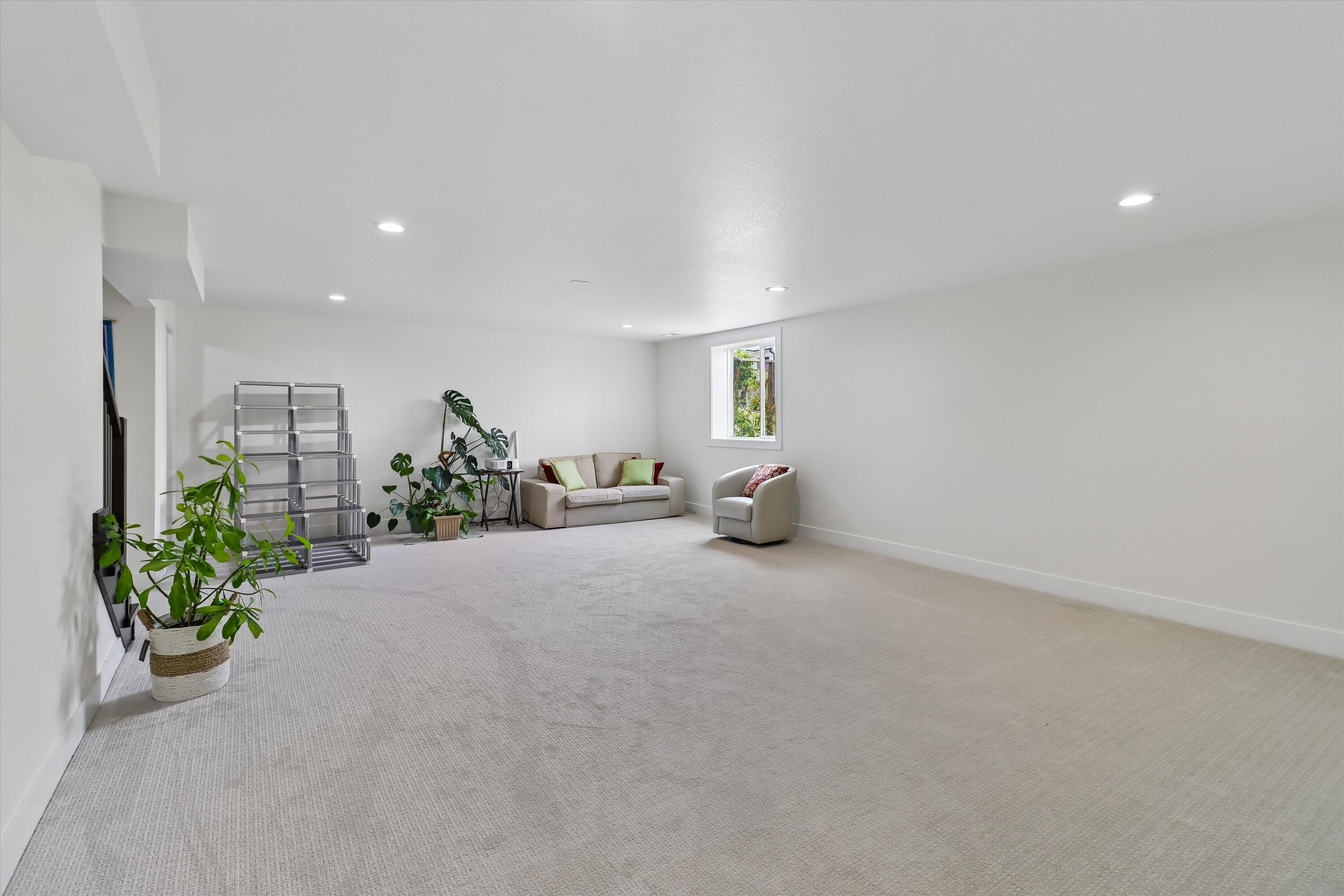 4507 Everest Avenue Property Photo 18