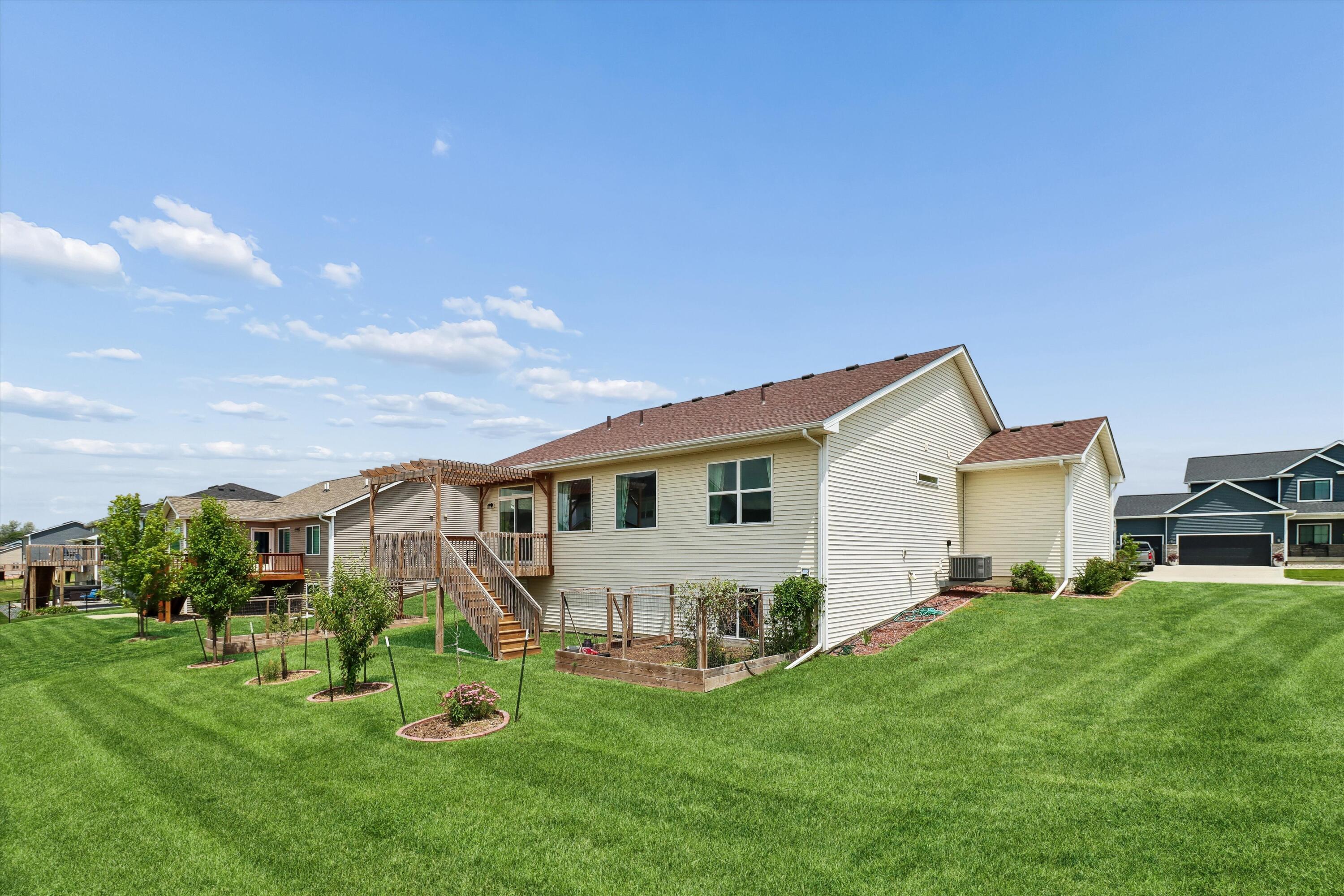 4507 Everest Avenue Property Photo 24