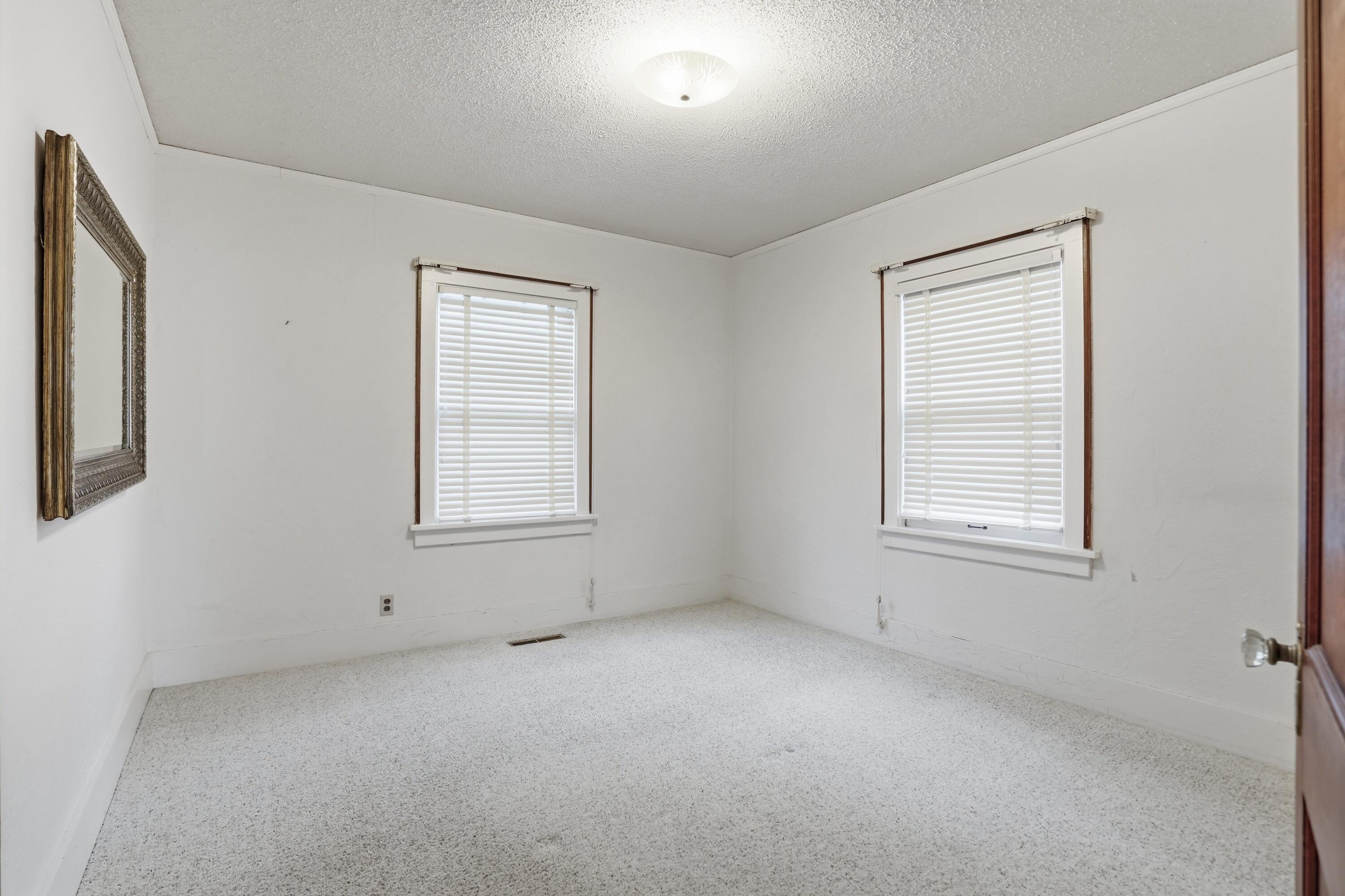 1835 1st Street Property Photo 23