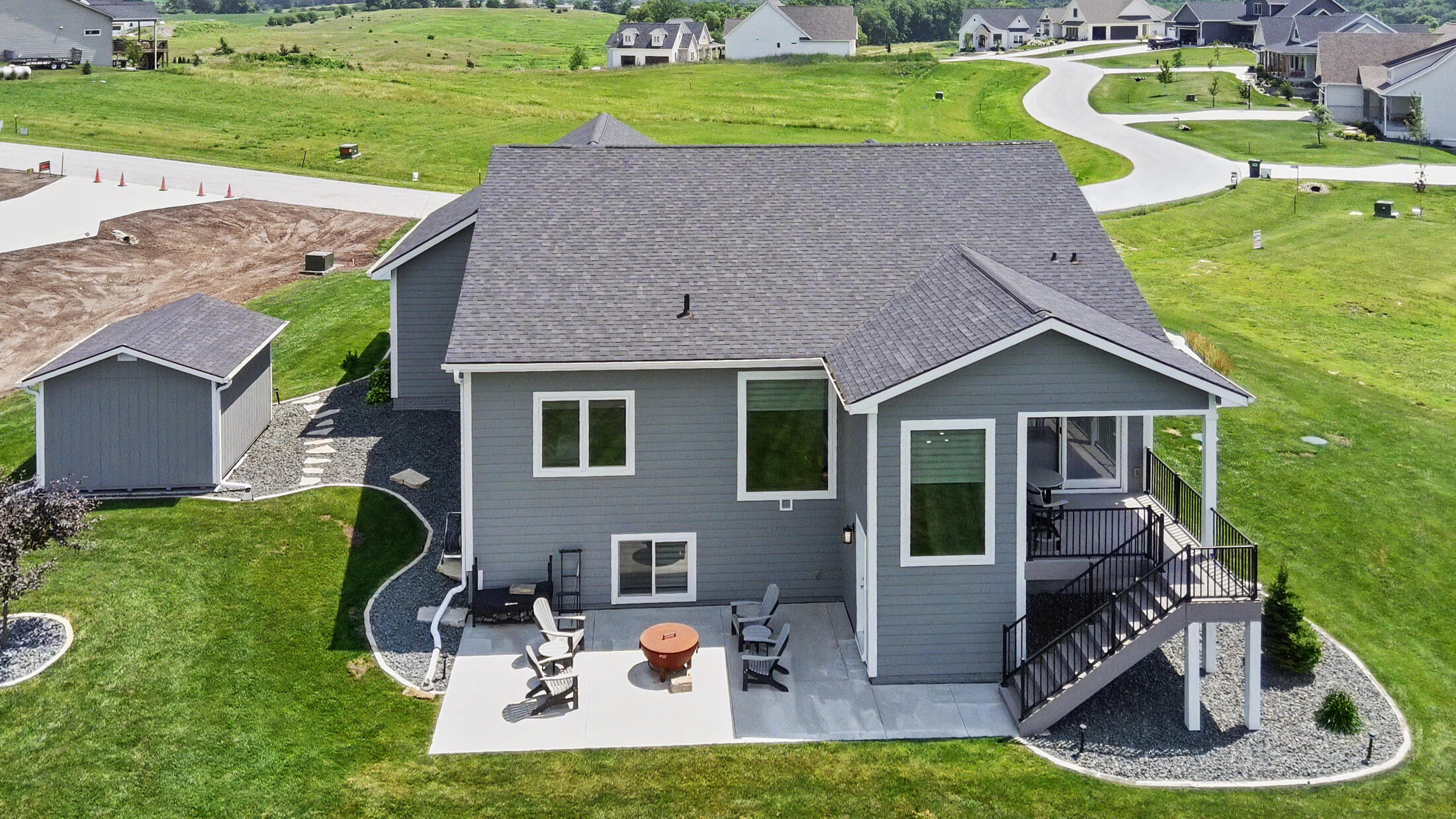 50181 Prairie Point Court Property Photo 2