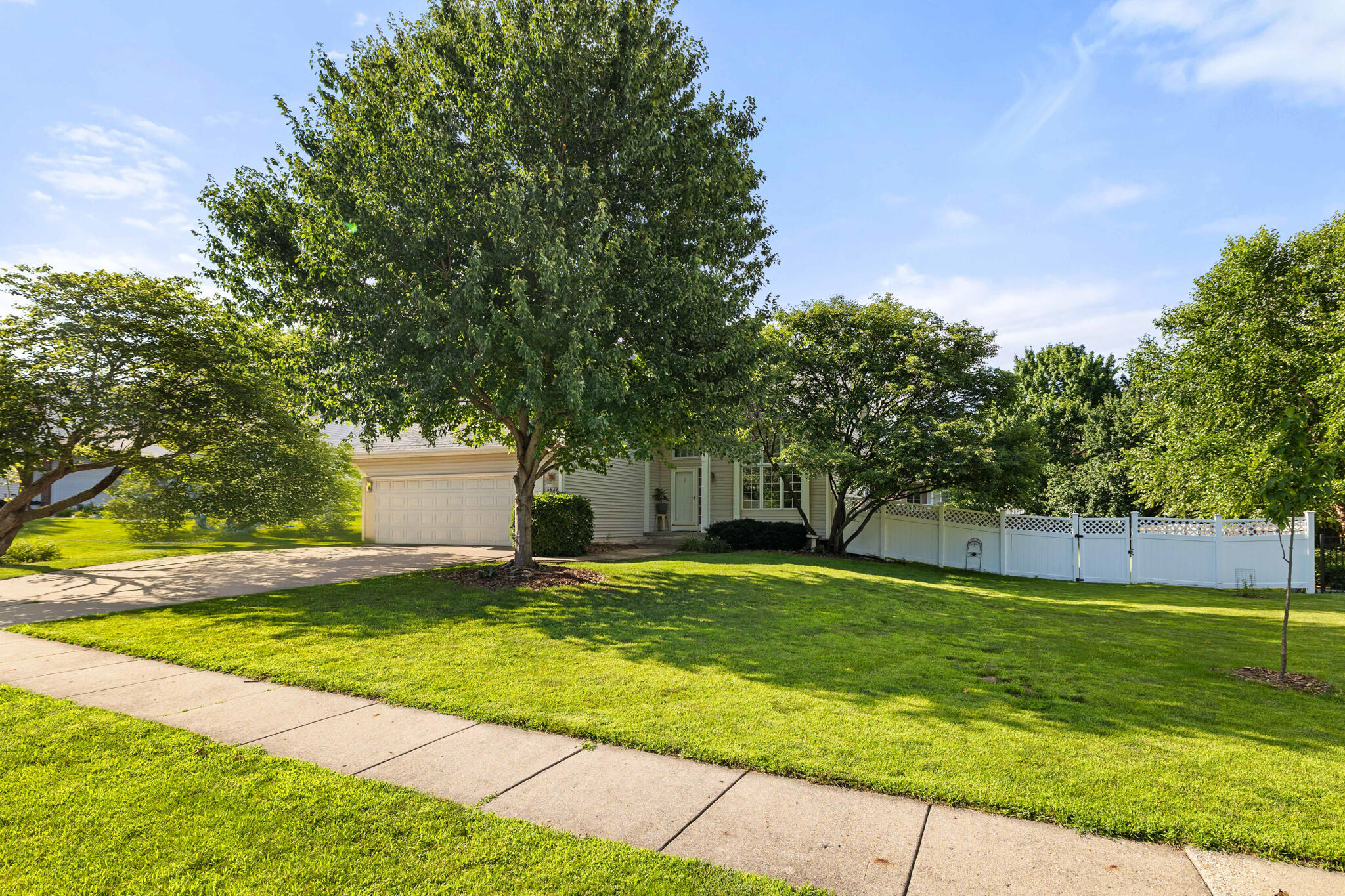4639 Fieldstone Drive Property Photo 32