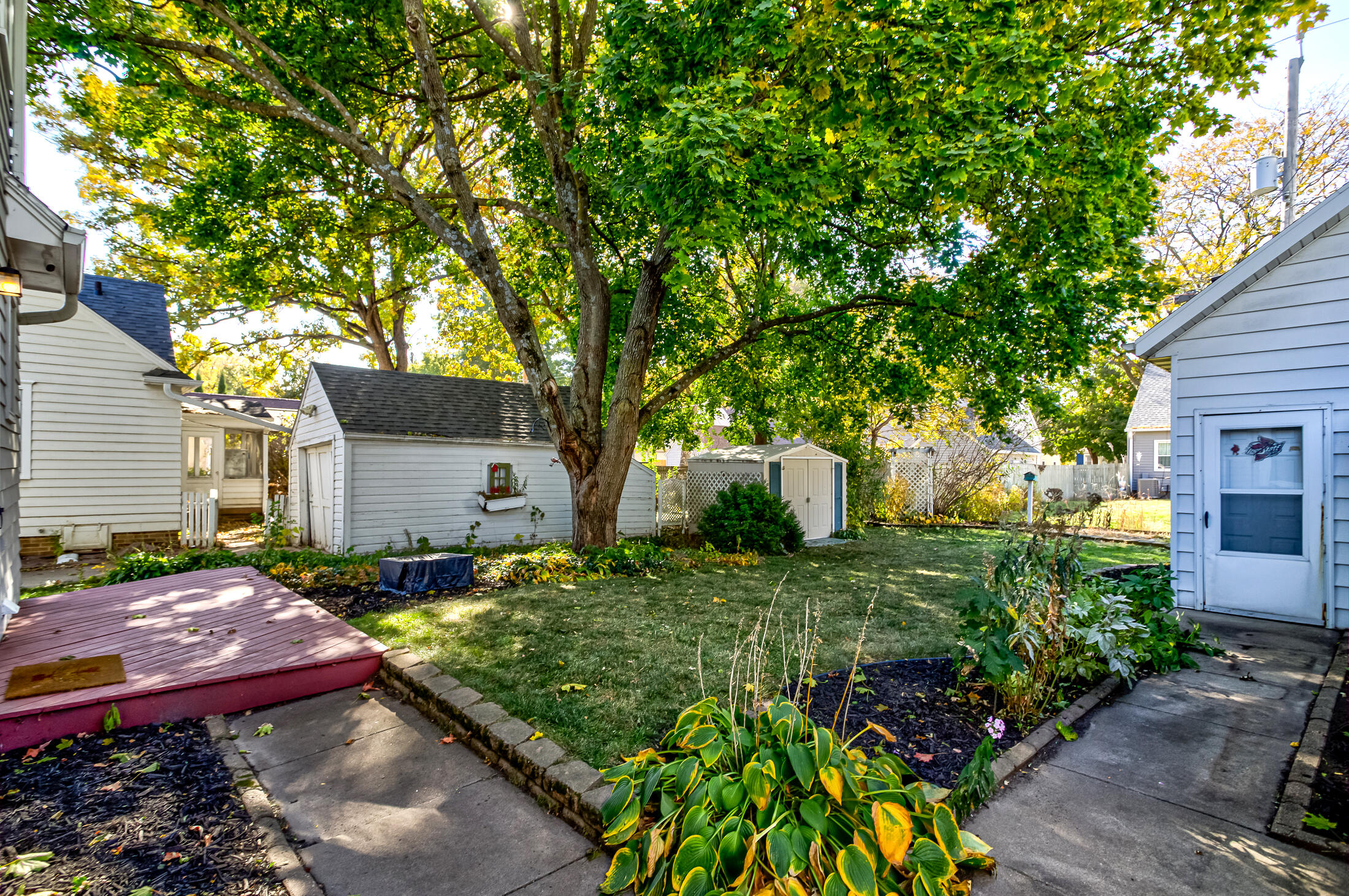 1225 Harding Avenue Property Photo 28
