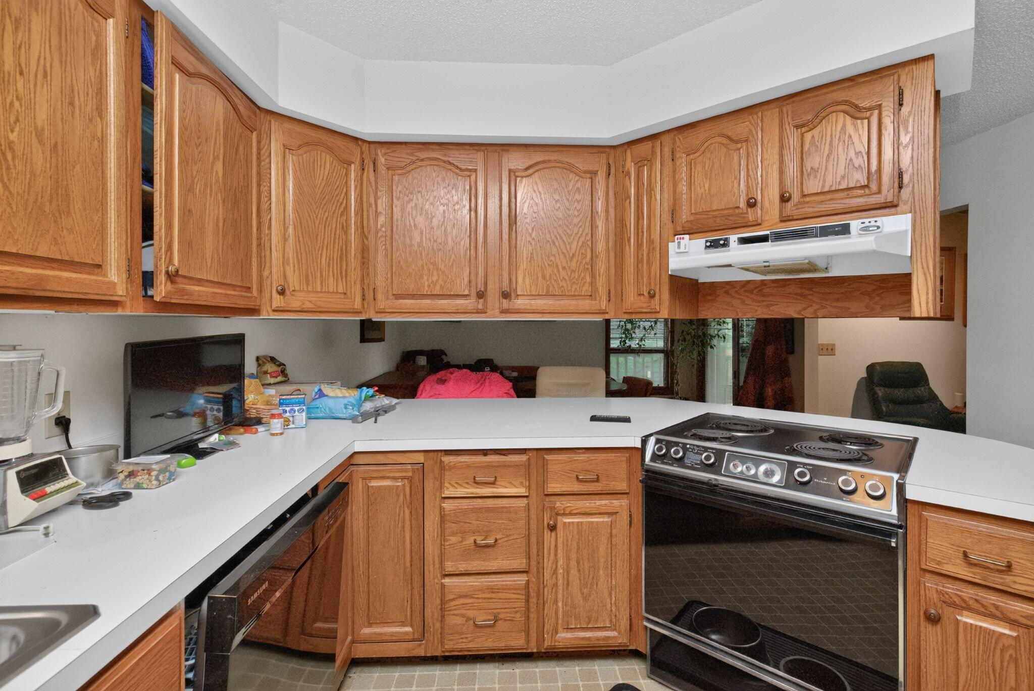4612 Dover Drive Property Photo 9