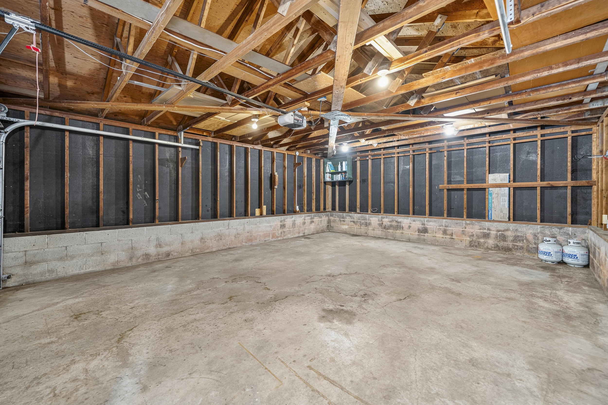 2327 Donald Street Property Photo 25
