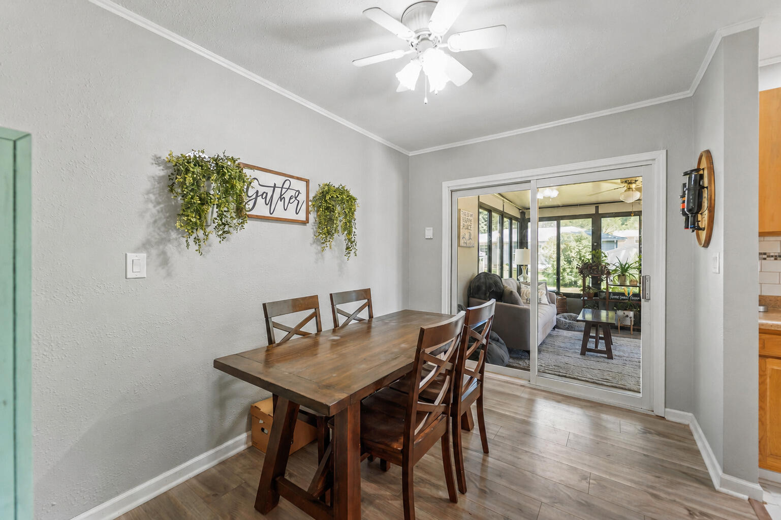 719 15th Street Place Property Photo 13