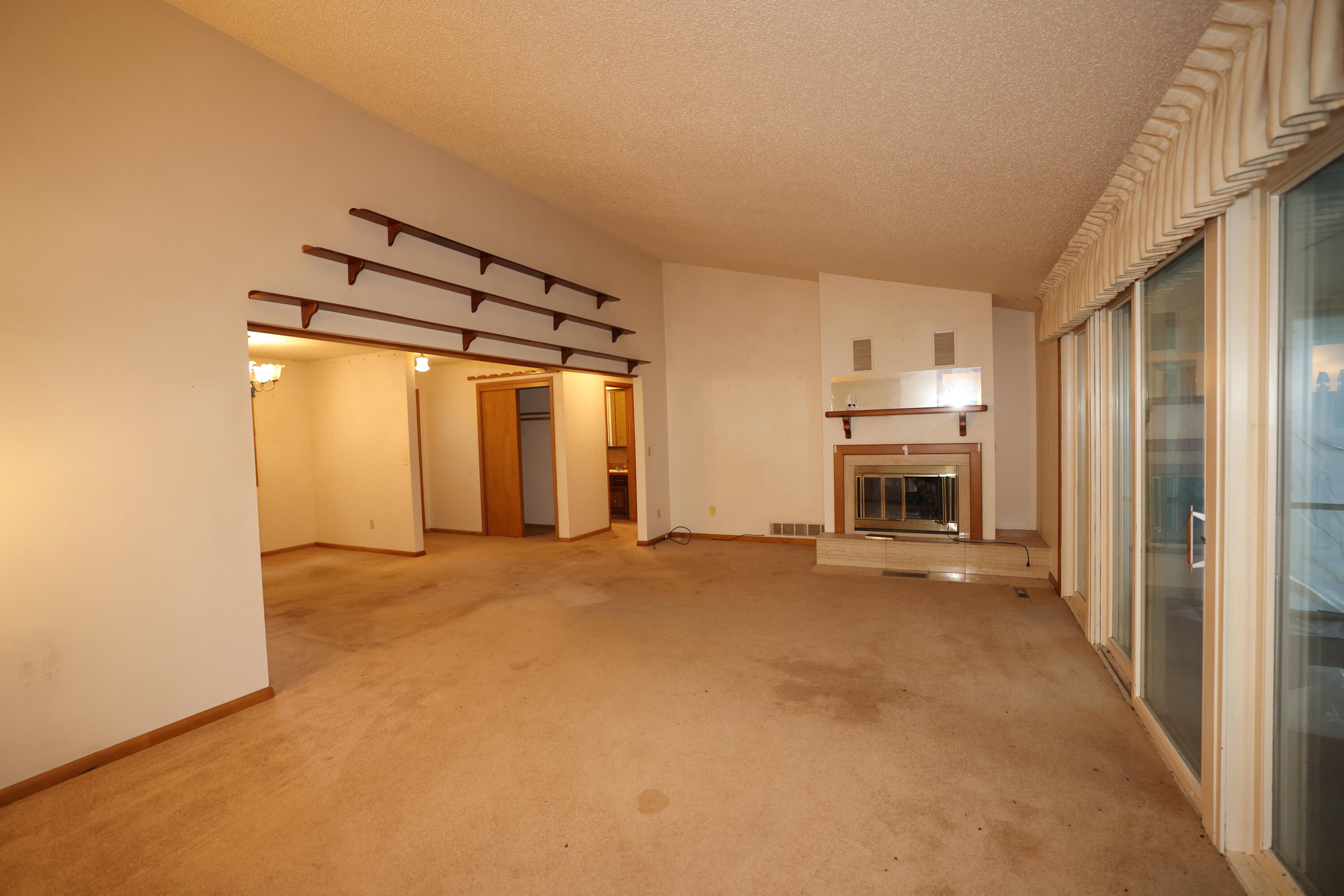 1158 Jonquil Lane Property Photo 9