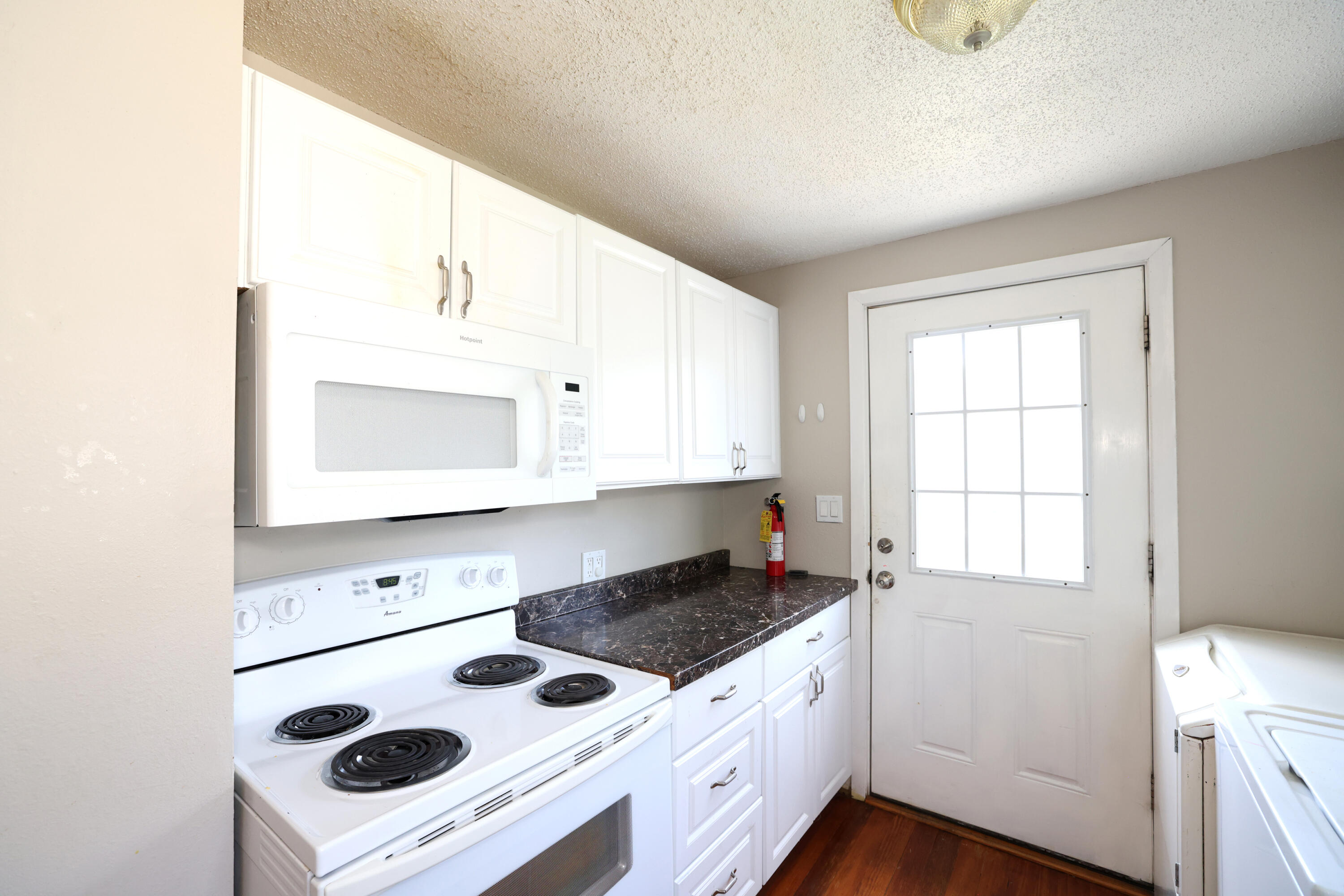 415 Marshall Street Property Photo 13