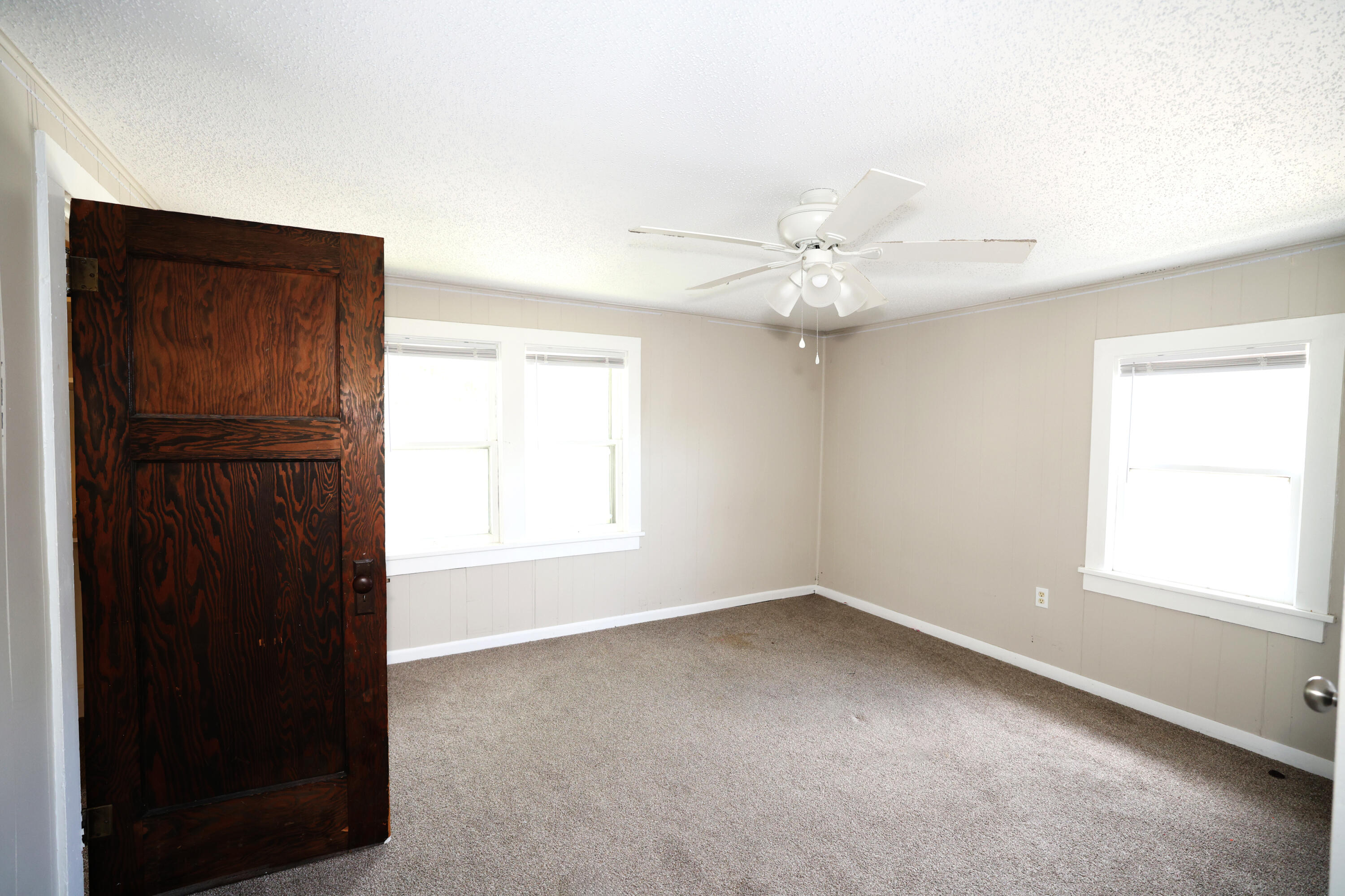 415 Marshall Street Property Photo 25