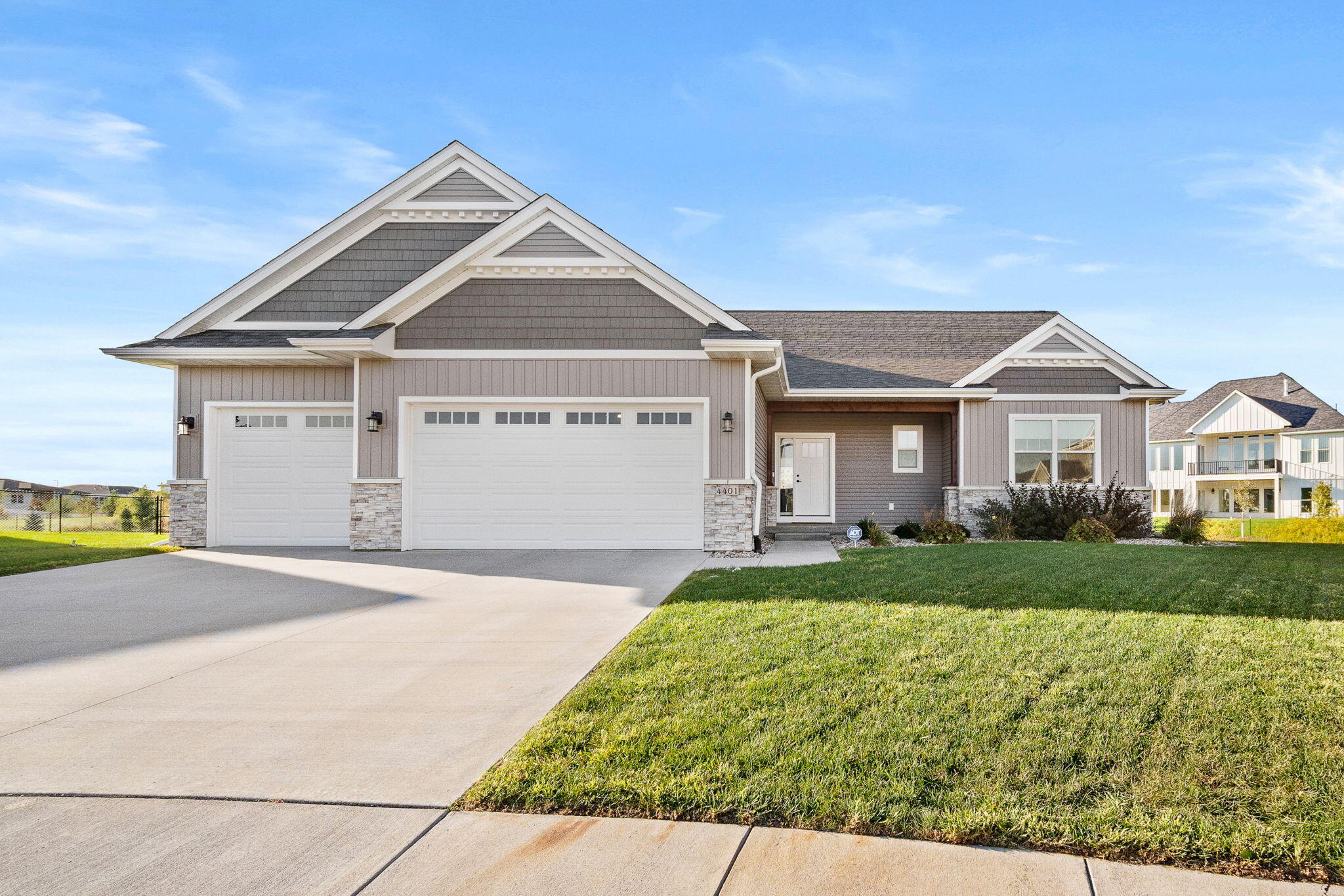 4401 Everest Circle Property Photo 1