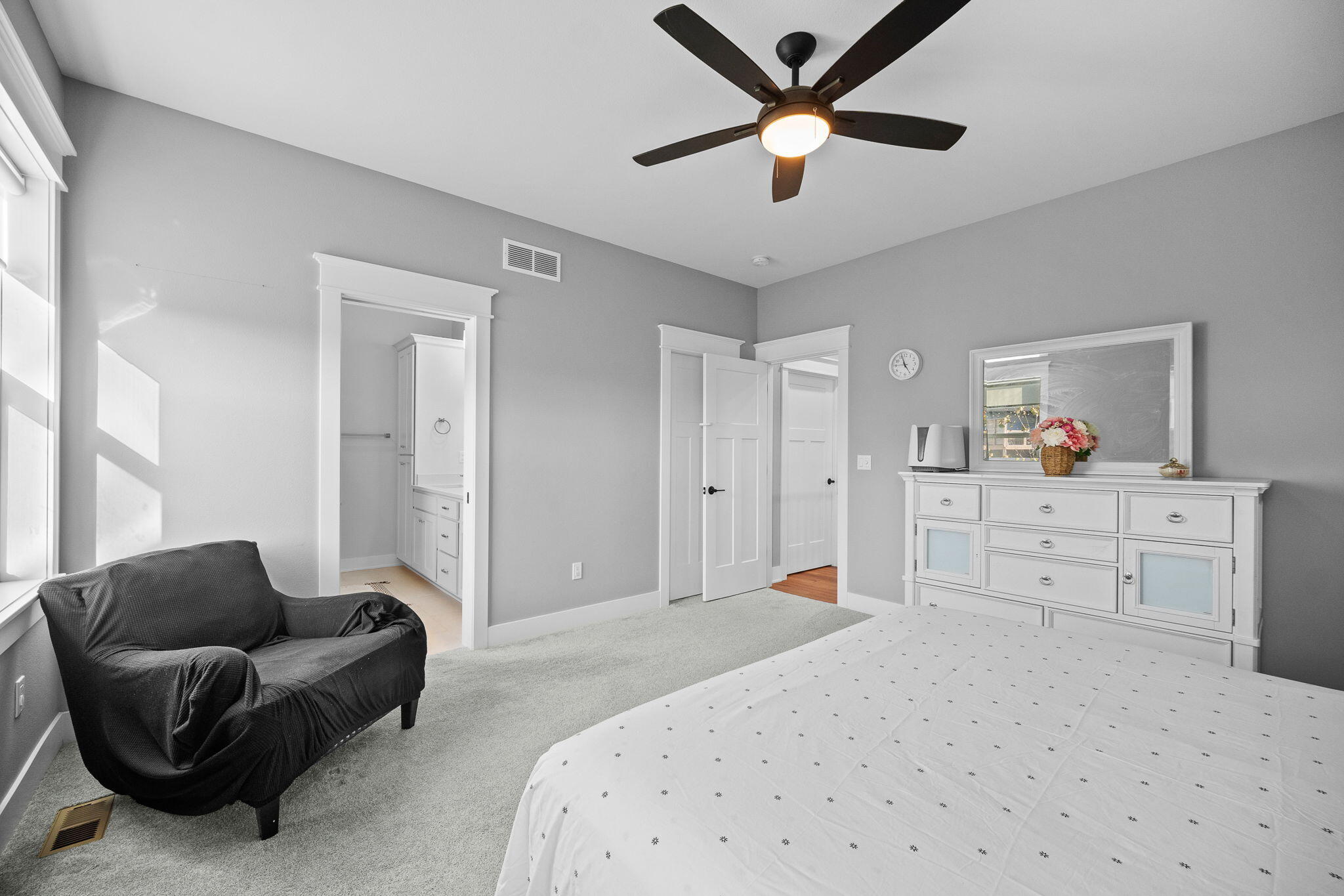 4401 Everest Circle Property Photo 13