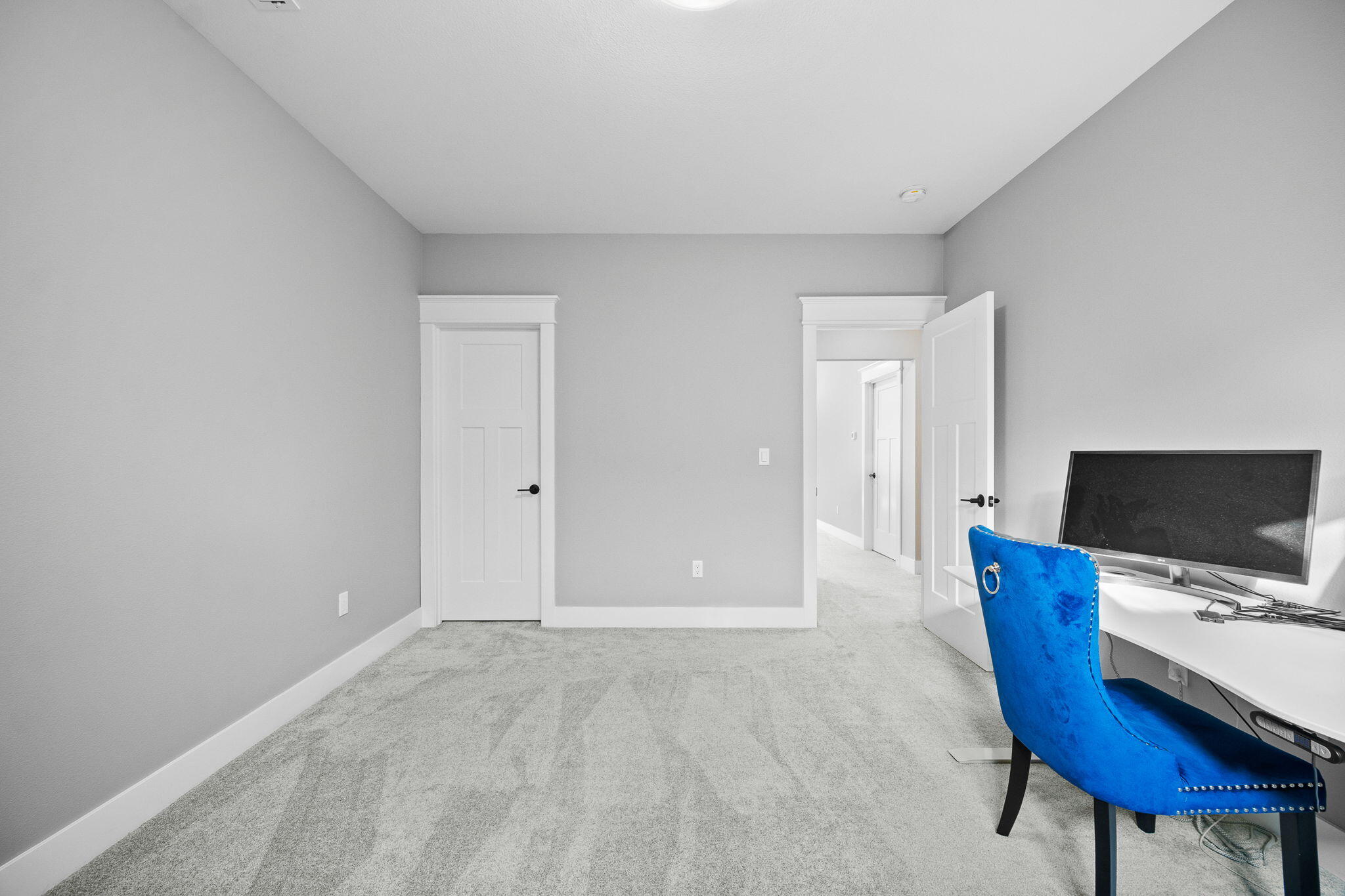 4401 Everest Circle Property Photo 28