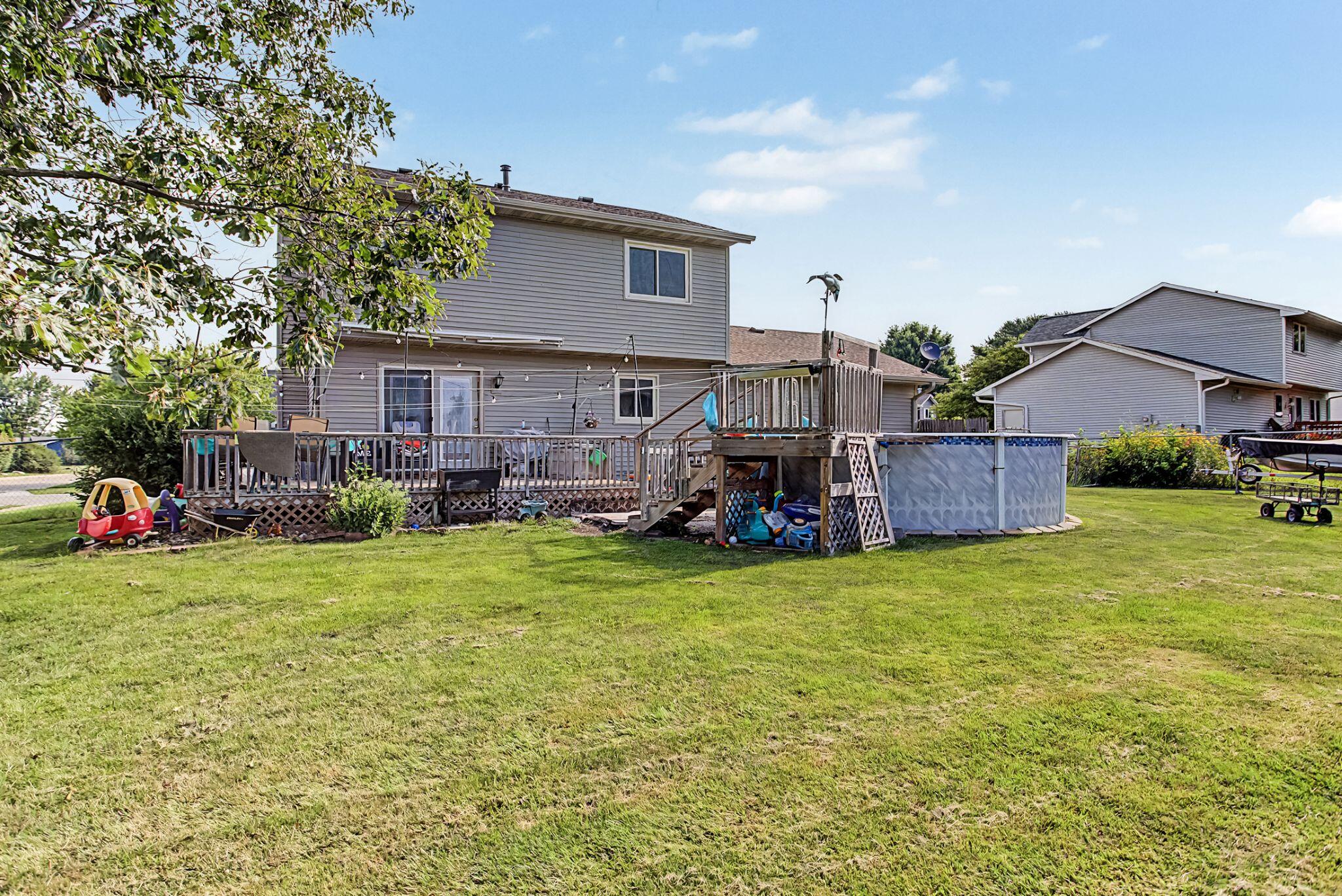 209 Rothmoor Drive Property Photo 4