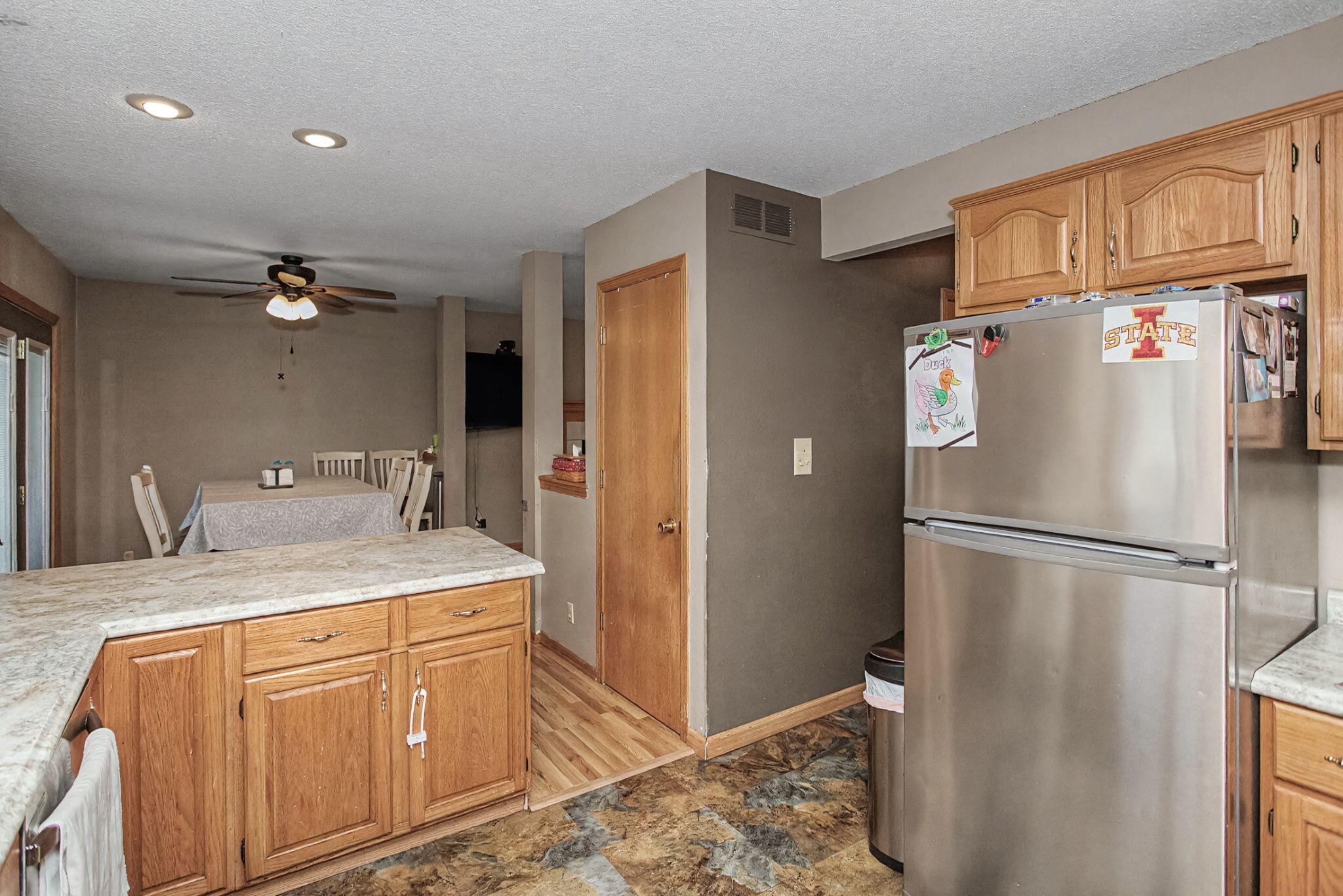 209 Rothmoor Drive Property Photo 16