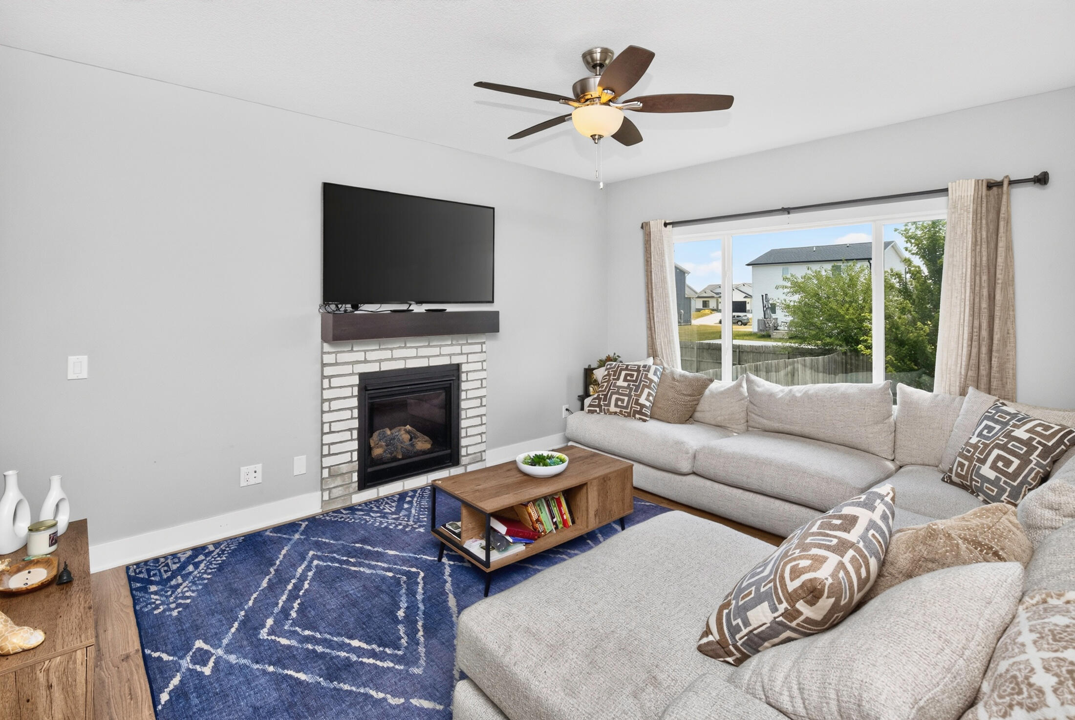 624 18th Street Se Property Photo 5