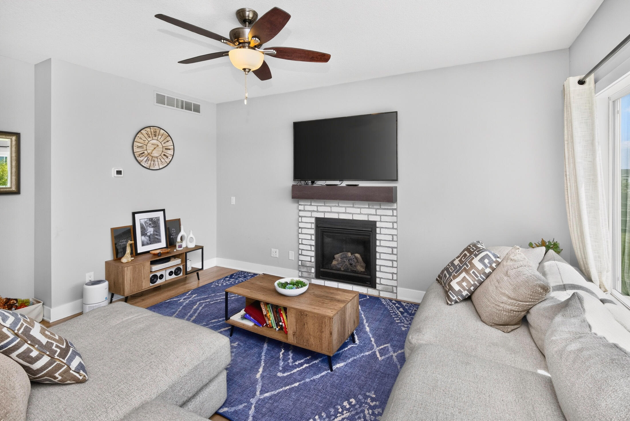 624 18th Street Se Property Photo 8