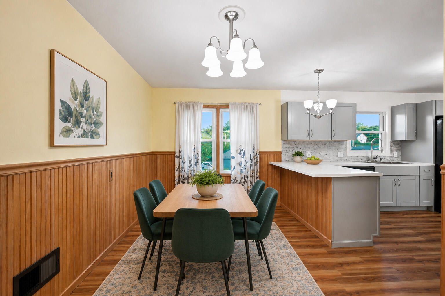 810 6th Street Property Photo 11
